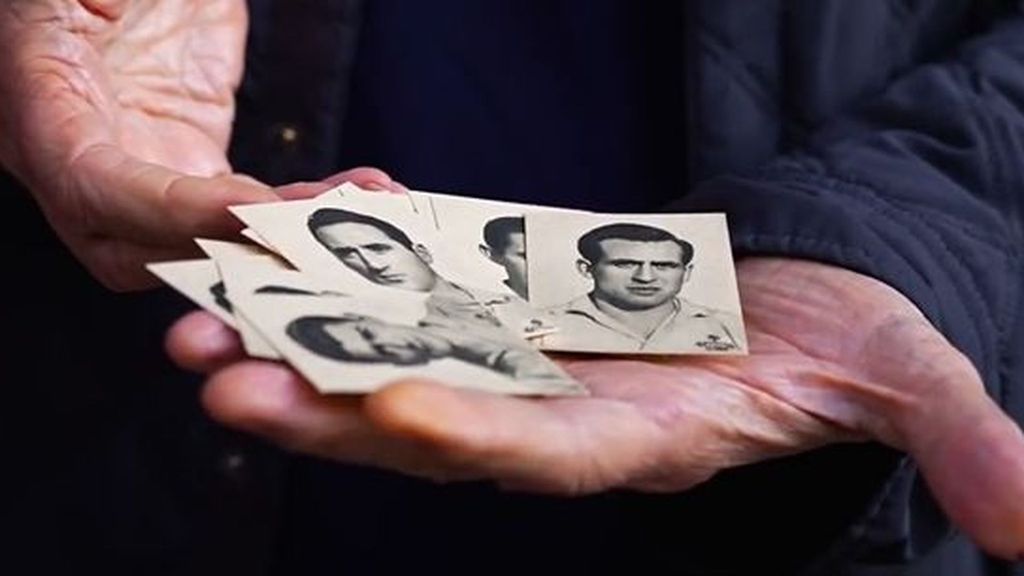 Los regalos de Vicente, aficionado del Valencia, para el museo del Celta