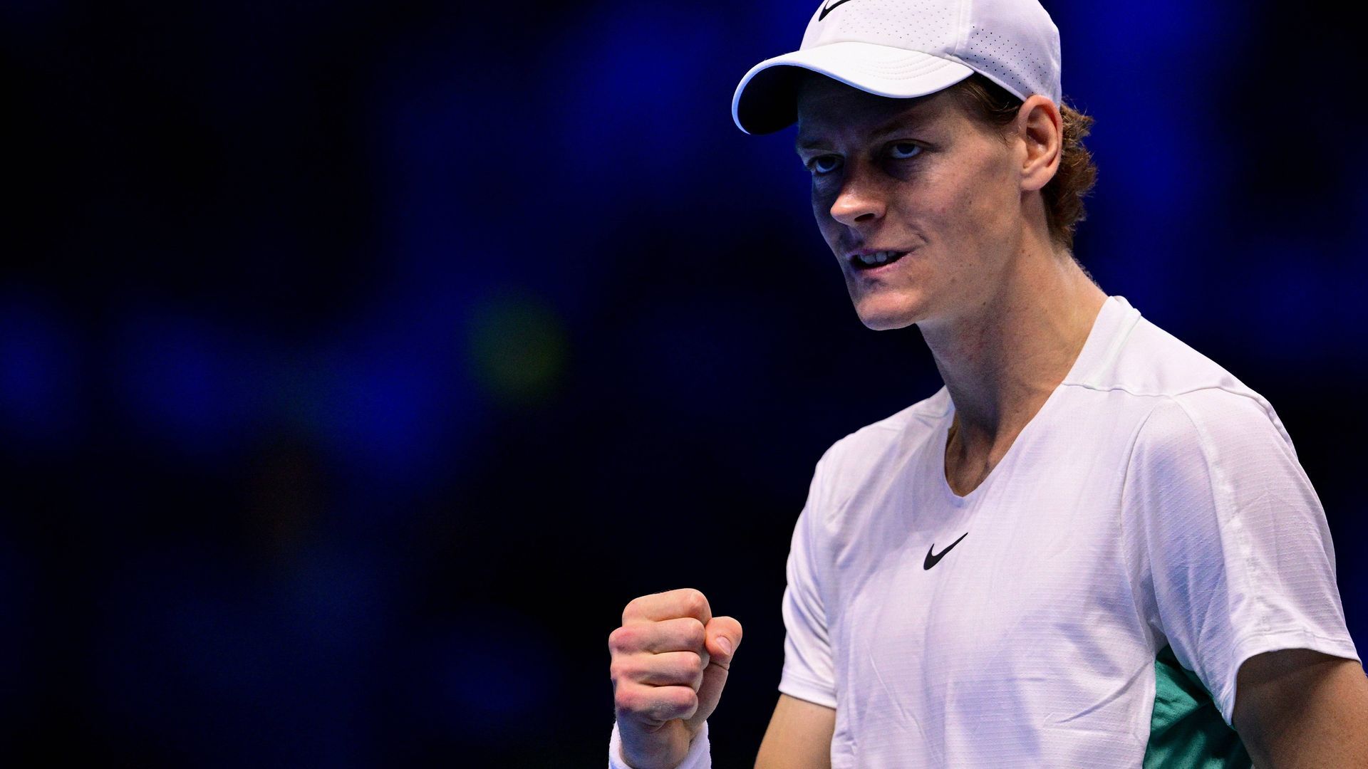 sinner_celebra_un_punto_ante_medvedev.jpeg sinner_celebra_un_punto_ante_medvedev.jpeg