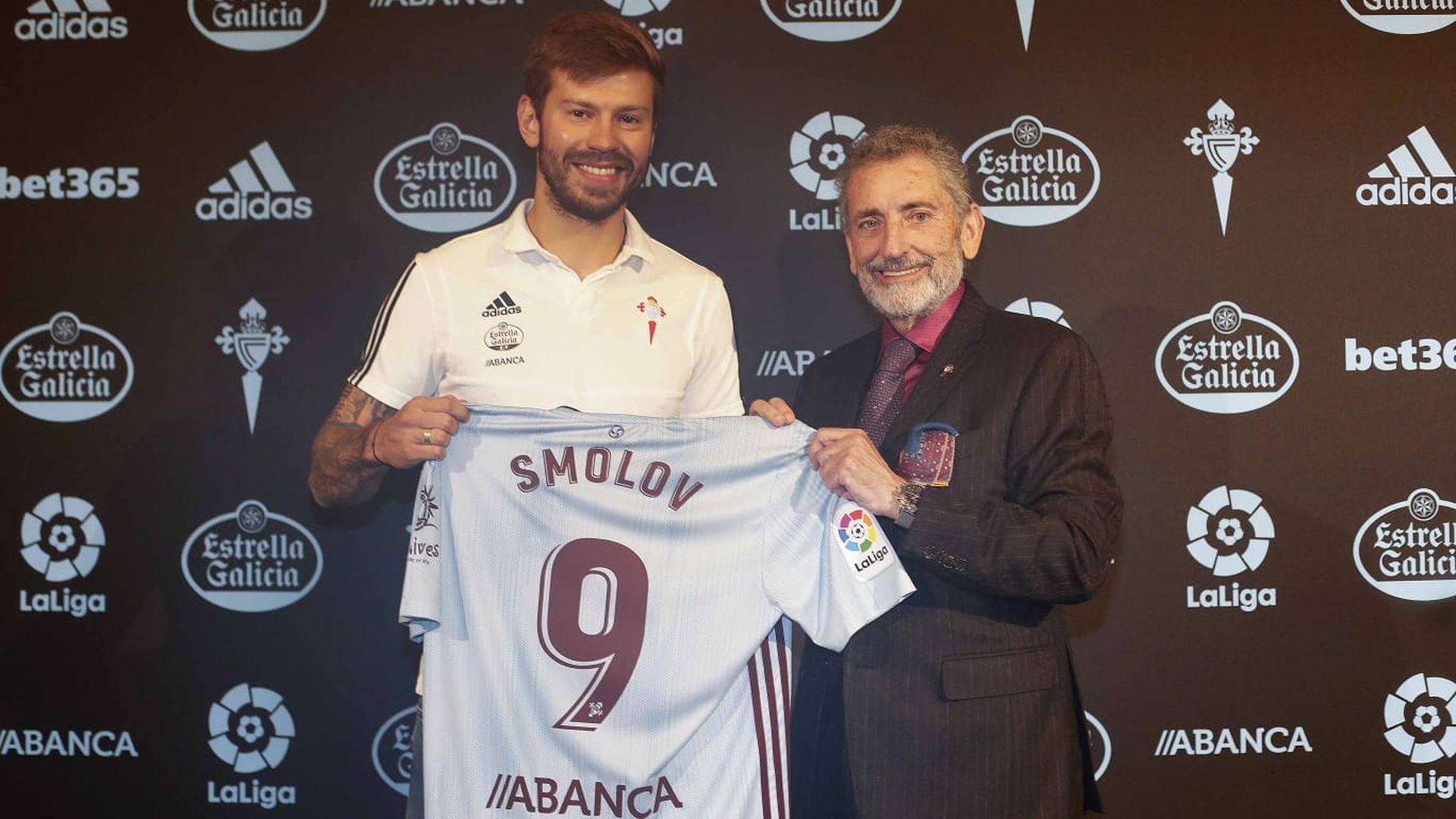 smolov_junto_a_carlos_mourino_tras_su_fichaje_por_el_celta_foto_rccv_001.jpeg