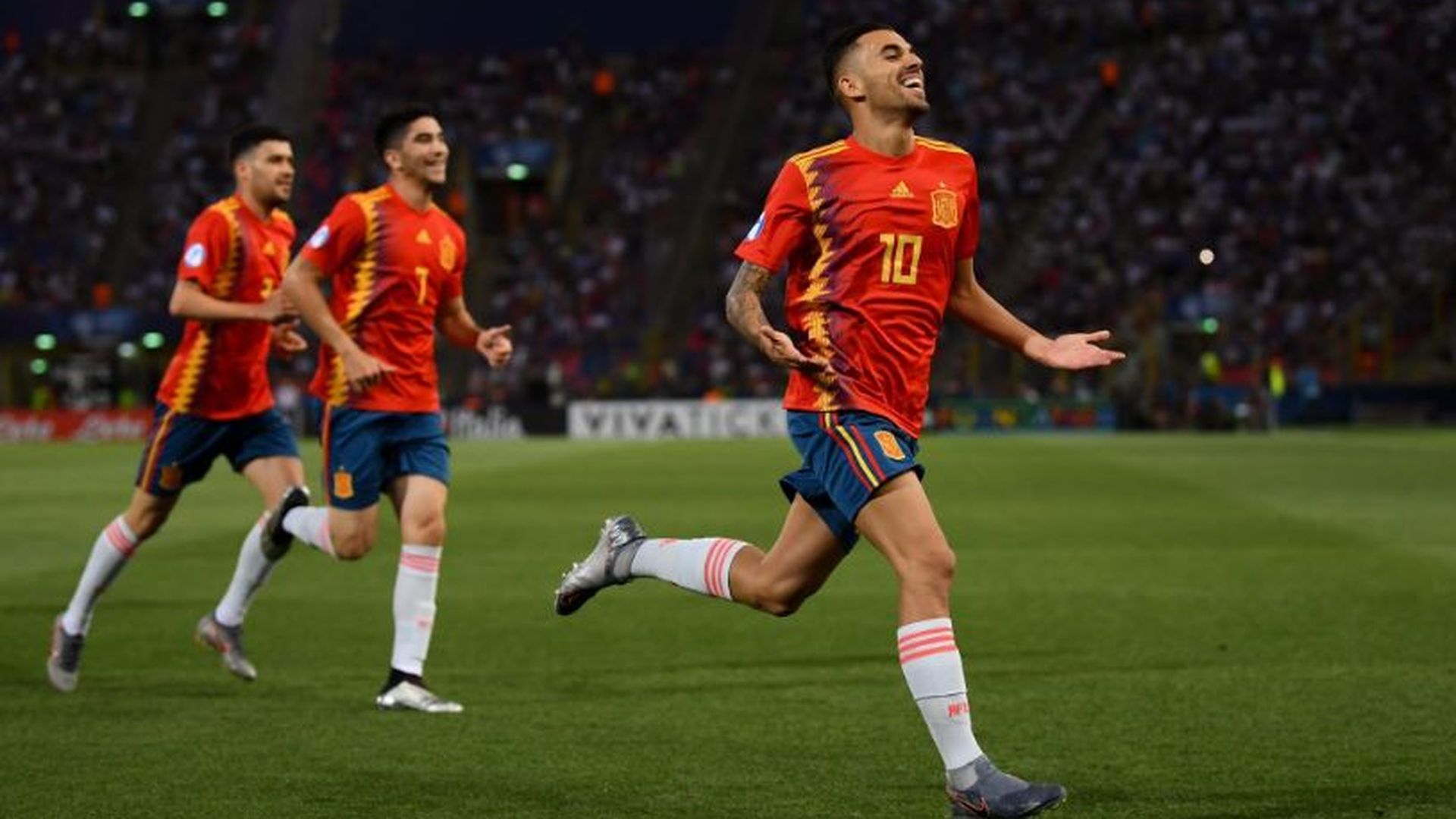 soler_celebra_junto_a_ceballos_el_gol_de_la_rojita_foto_uefa.png soler_celebra_junto_a_ceballos_el_gol_de_la_rojita_foto_uefa.png