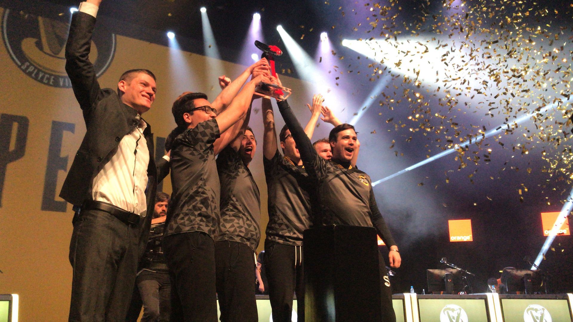 Splyce-Vipers-campeón-SLO.jpeg Splyce-Vipers-campeón-SLO.jpeg