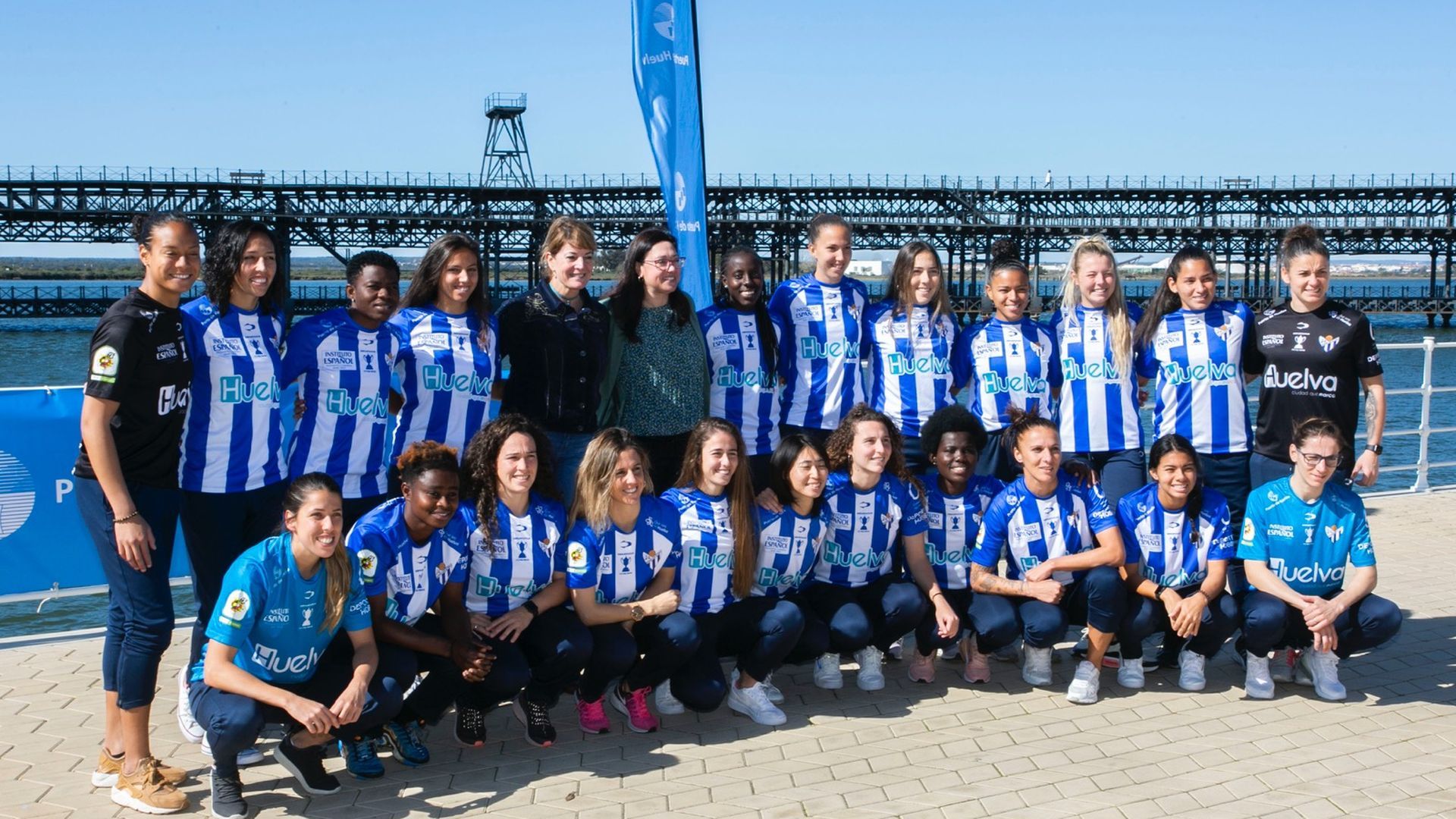 sporting_001.jpg sporting_001.jpg