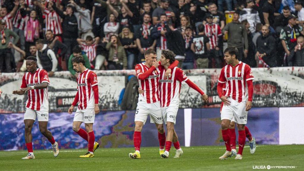 Resumen en vídeo del Sporting de Gijón-Deportivo (2-1)