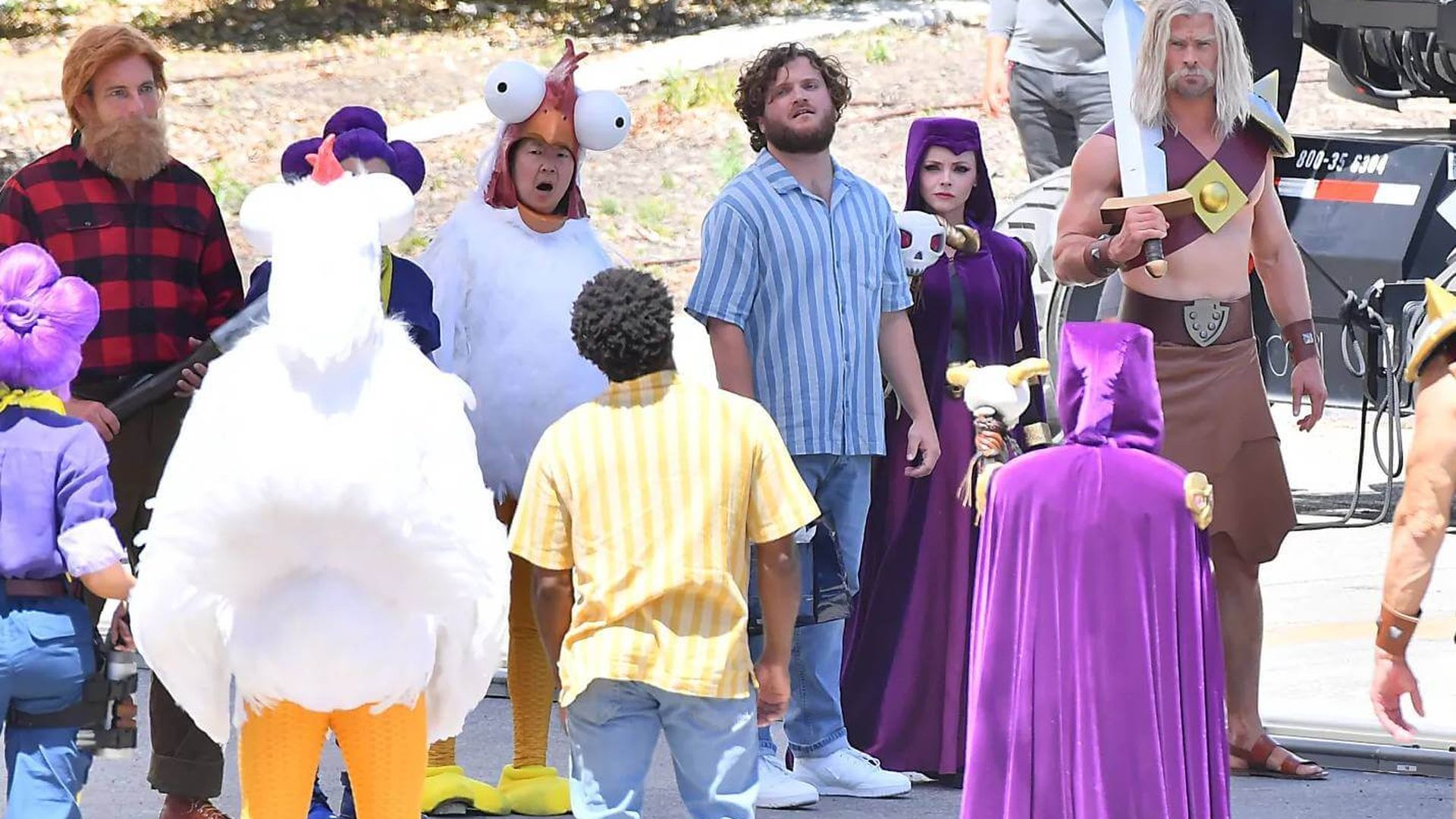 squad_busters_chris_hemsworth_dolph_lundgren_ken_jeong_christina_ricci_aulii_cravalho__001.jpg squad_busters_chris_hemsworth_dolph_lundgren_ken_jeong_christina_ricci_aulii_cravalho__001.jpg