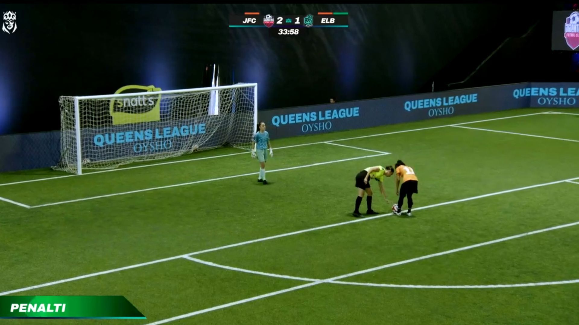 stefany_ferrer_en_el_polemico_penalti_de_la_queens_league.jpg stefany_ferrer_en_el_polemico_penalti_de_la_queens_league.jpg