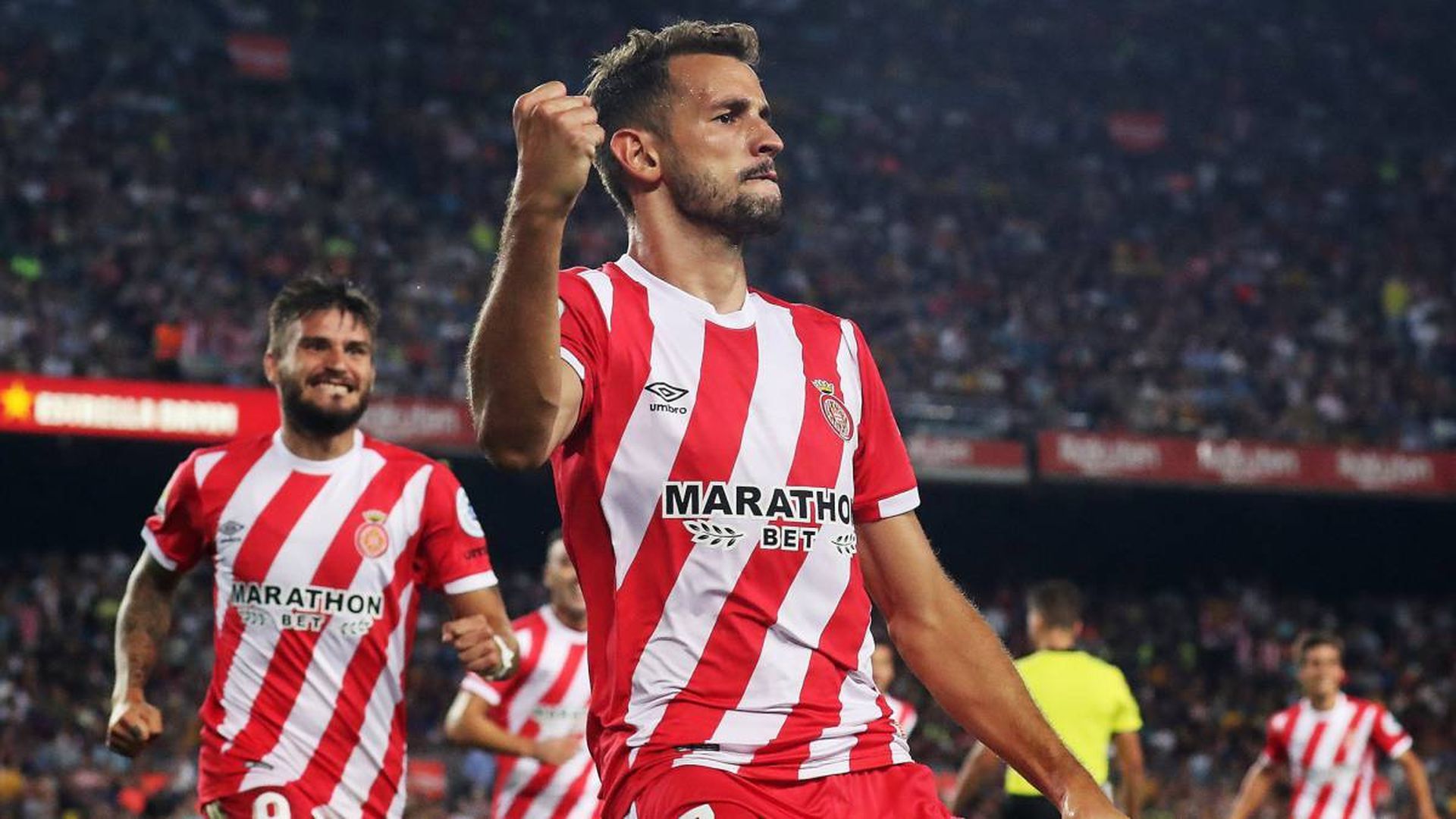 stuani_celebrando_un_gol_ante_el_barcelona_001.jpg stuani_celebrando_un_gol_ante_el_barcelona_001.jpg