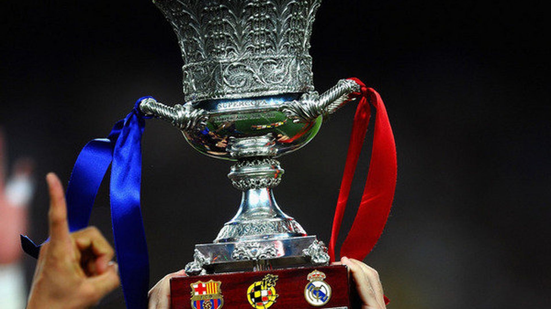 supercopa_espana_trofeojpg.jpg