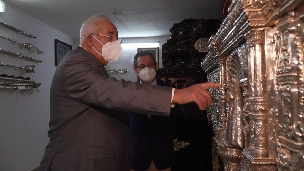 (Mediaset) La intrahistoria del debut como cargador de Monchi: acompañar a un amigo de siempre en su último paso