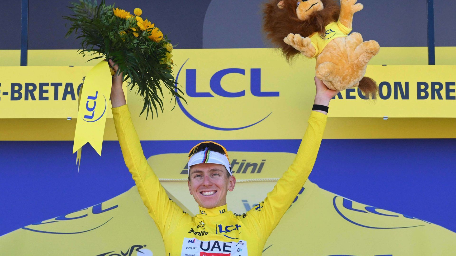 tadej_pogacar.jpg tadej_pogacar.jpg