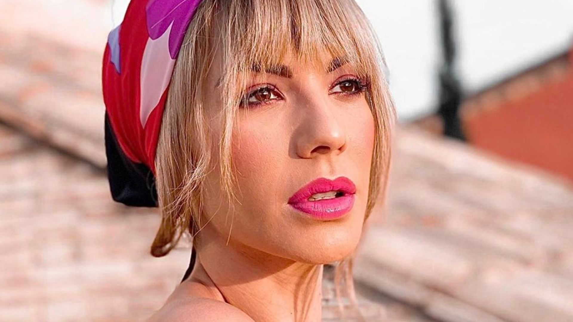 tamara_gorro.png tamara_gorro.png