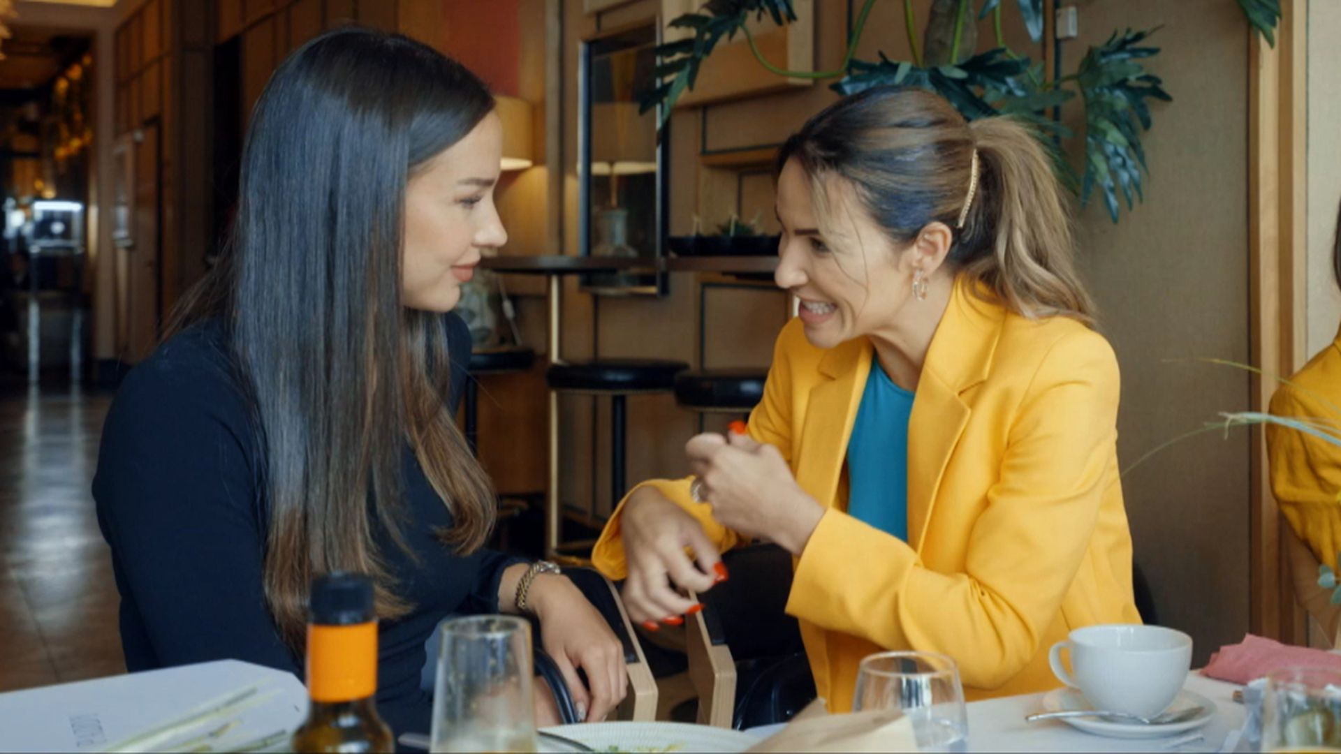 tamara_gorro_y_su_confidencia_con_paddy_wags_ellas_tambien_juegan.jpg tamara_gorro_y_su_confidencia_con_paddy_wags_ellas_tambien_juegan.jpg