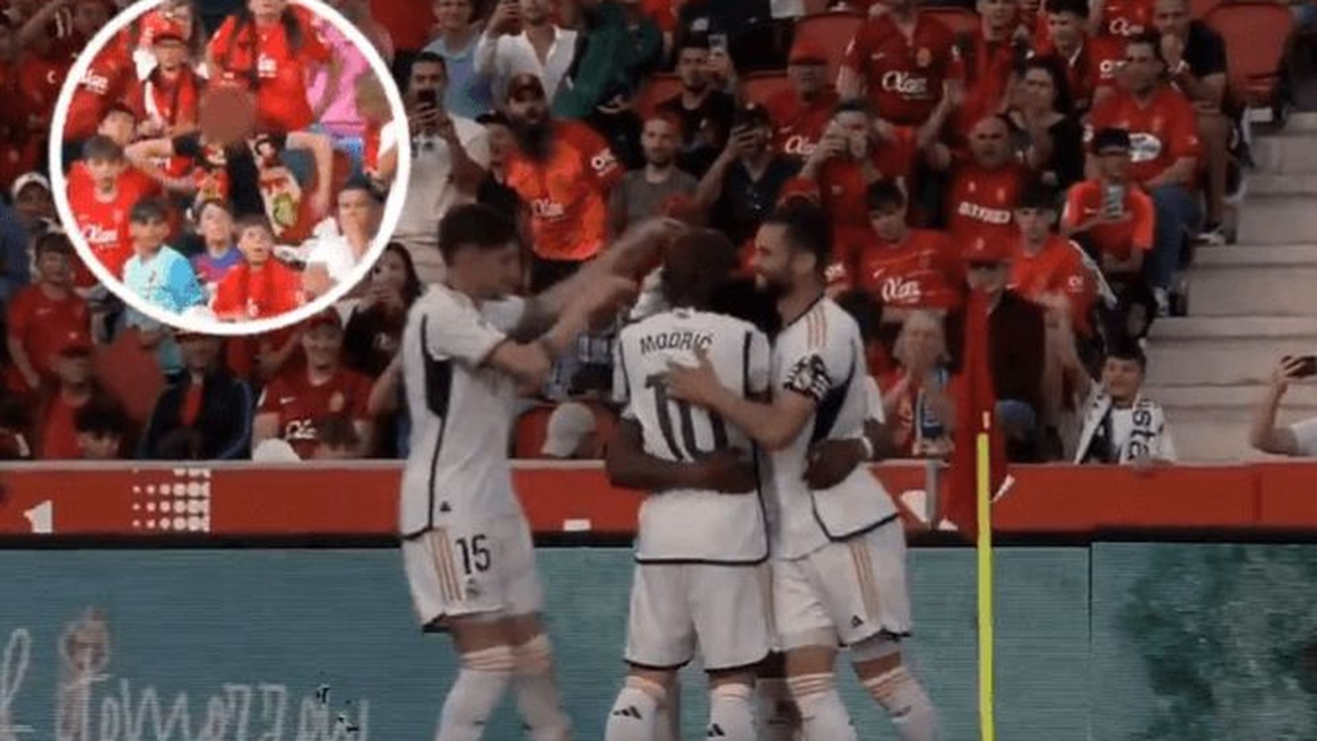 tchouamenipng_001.png tchouamenipng_001.png