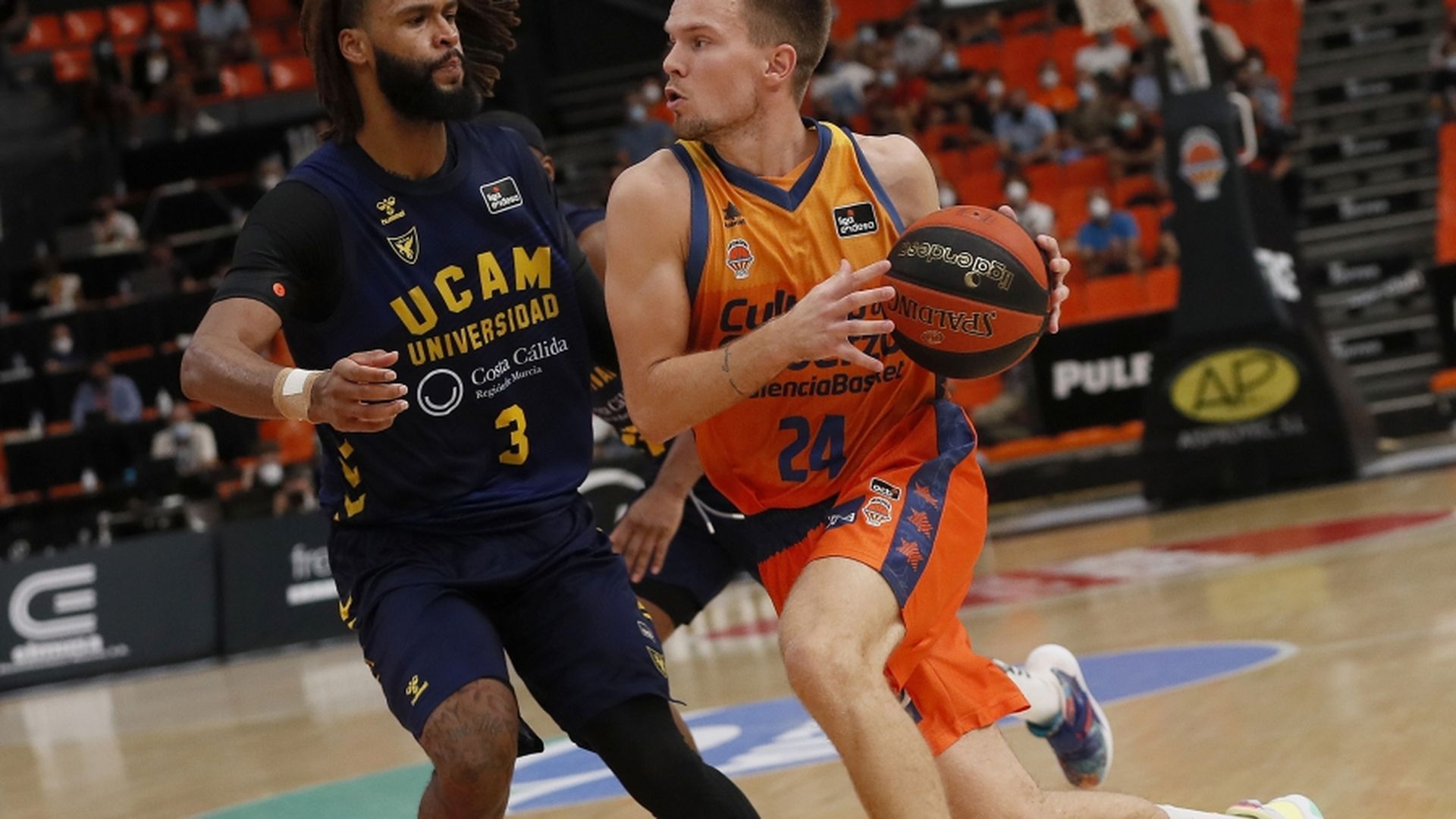 test_de_maximo_nivel_para_el_valencia_basket_en_la_pista_del_ucam_murcia_001.jpeg