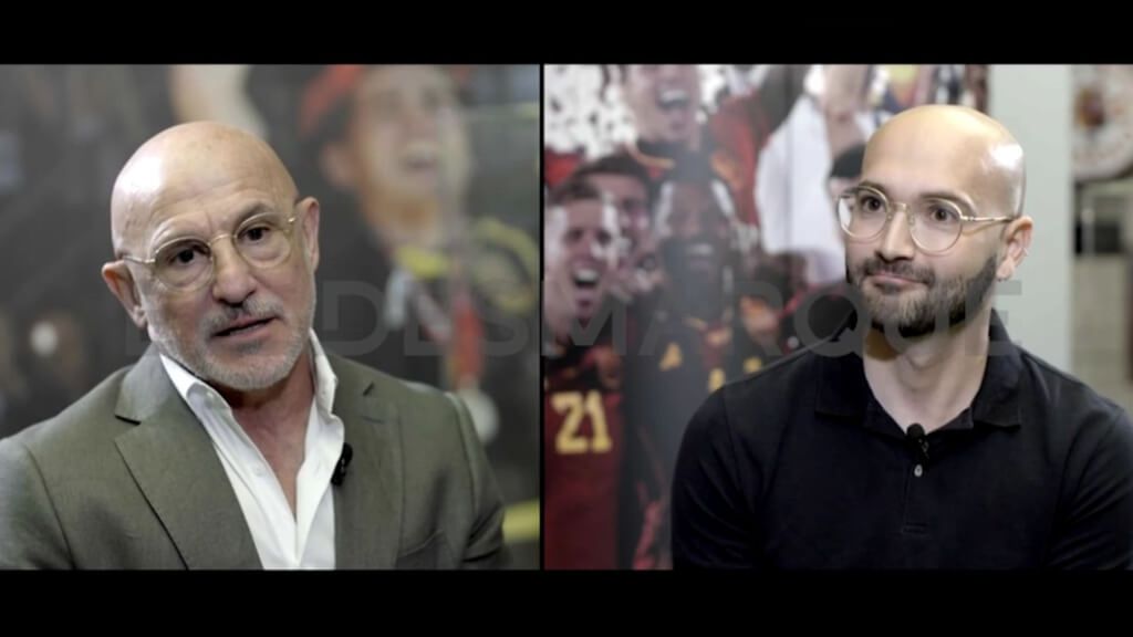 La peli que siempre ve, los audios de whatsapp o las redes de los jugadores: Luis de la Fuente y su test más digital