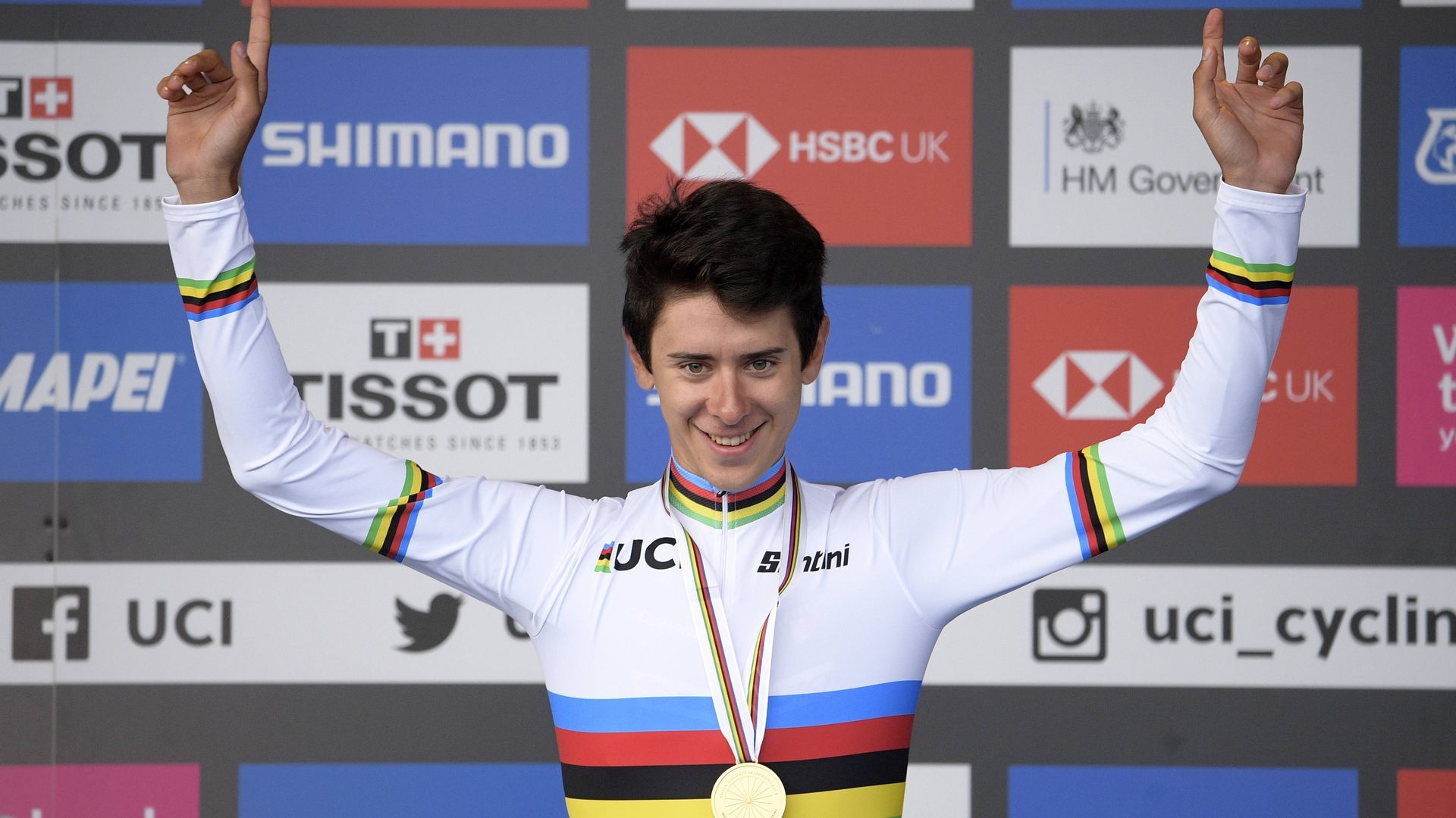 tiberi_celebrando_un_podio_en_el_campeonato_mundial_del_ciclismo_junior_foto_cordon_pr_001.jpg