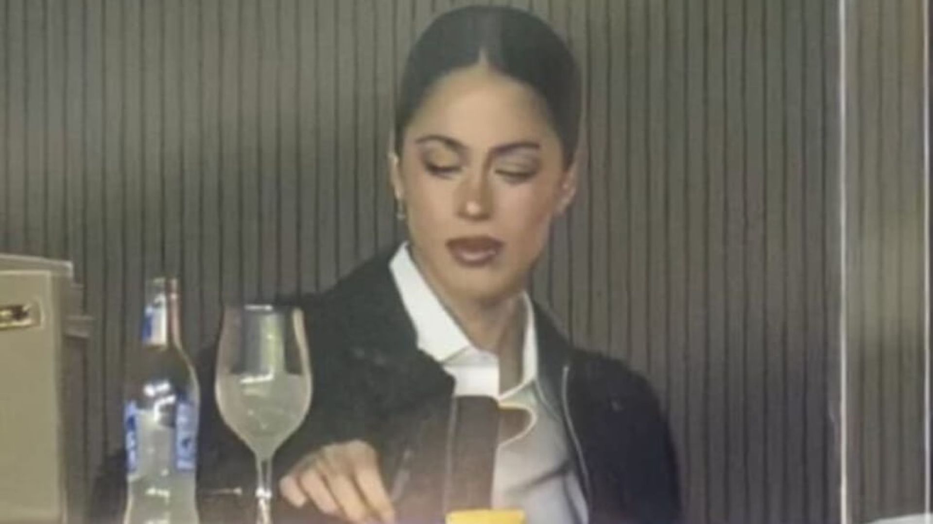 tinijpg.jpg tinijpg.jpg