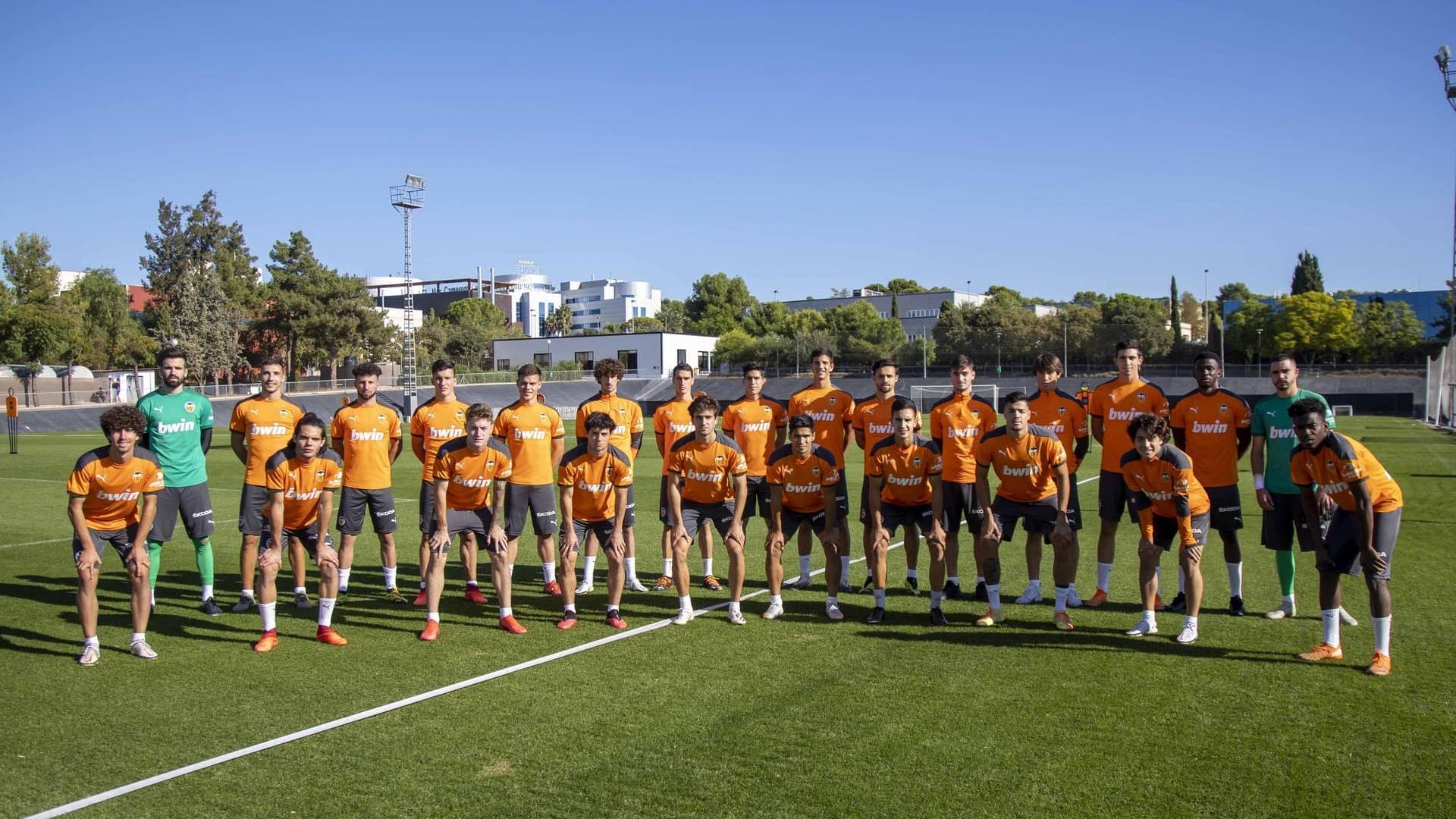 todo_lo_que_debes_saber_del_valencia_cf_mestalla_de_oscar_fernandez_foto_valencia_cf.jpeg