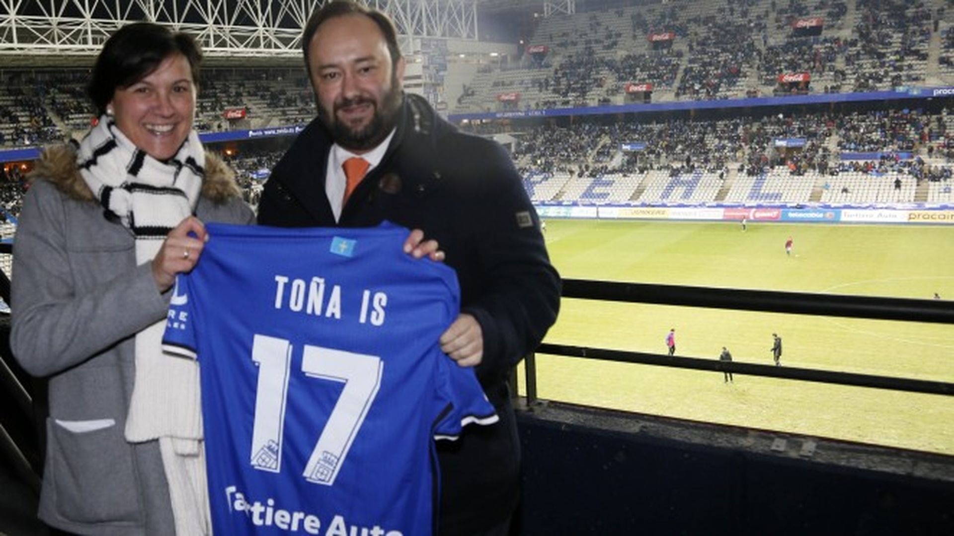 tona_is_junto_a_menendez_vallina_en_su_homenaje_en_el_tartiere_foto_real_oviedo.jpg