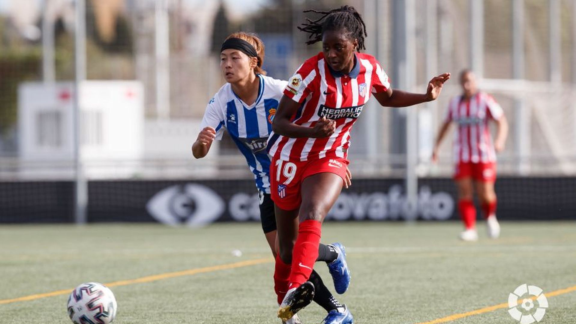 tounkara_en_un_partido_del_atletico_femenino_001.jpeg tounkara_en_un_partido_del_atletico_femenino_001.jpeg