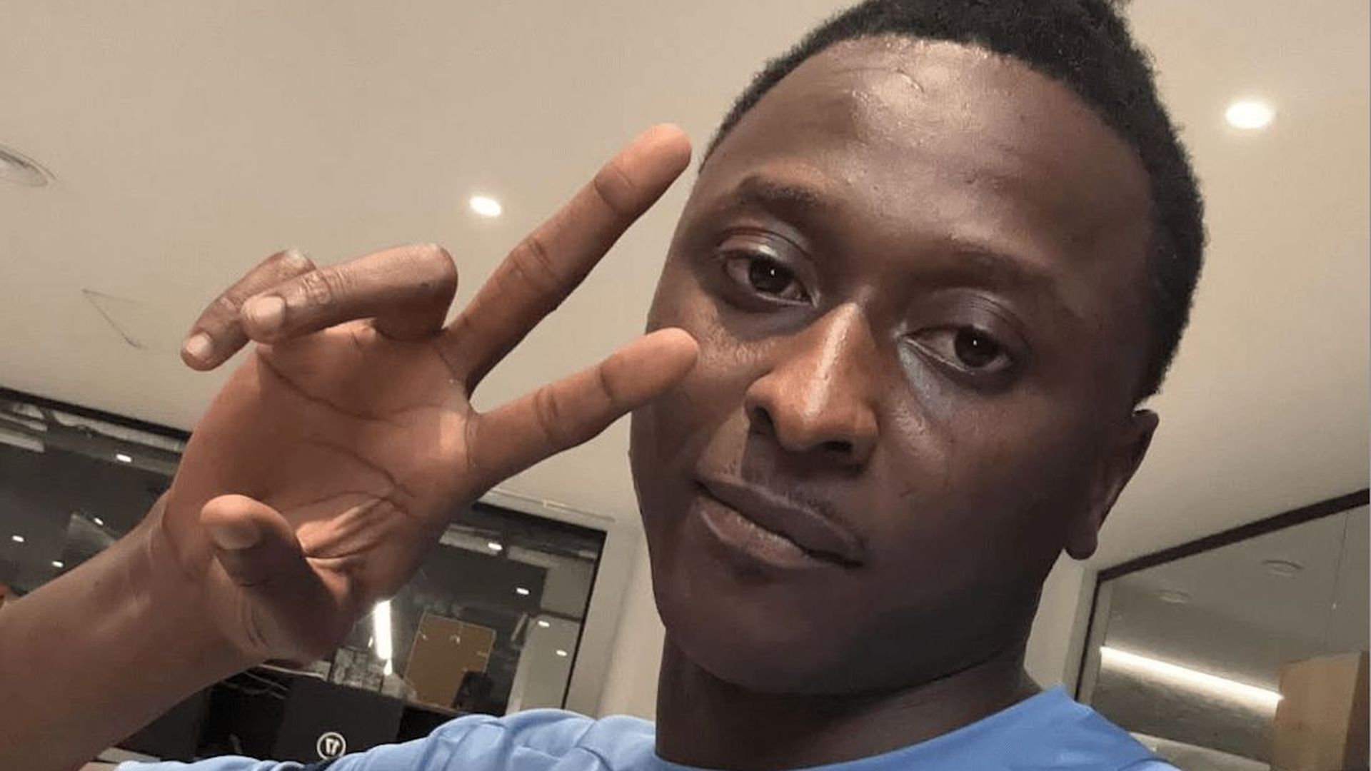 umar_sadiq_con_la_real_sociedad.png umar_sadiq_con_la_real_sociedad.png