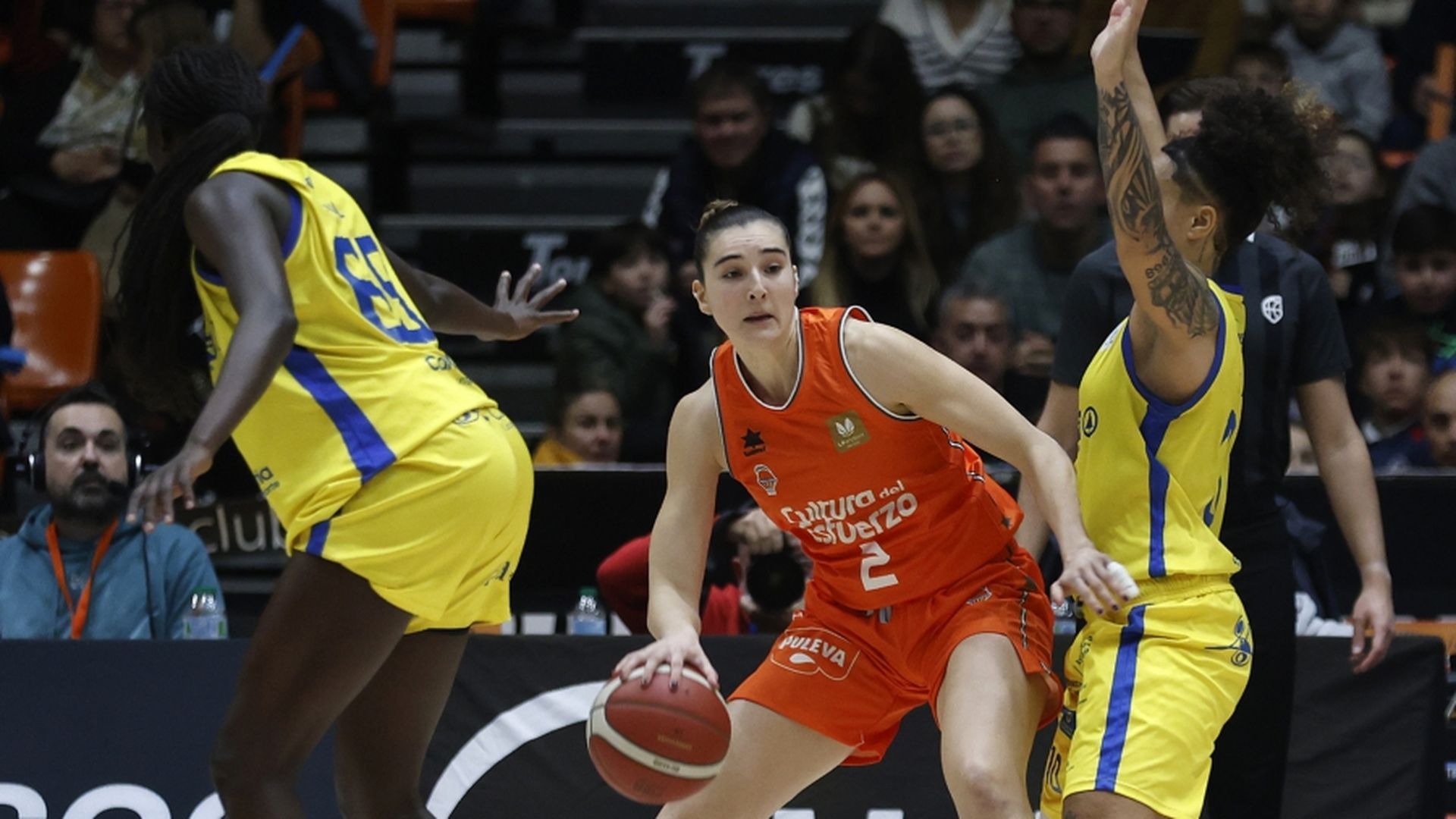 un_valencia_basket_de_10_afianza_su_liderato_73_60.jpg un_valencia_basket_de_10_afianza_su_liderato_73_60.jpg