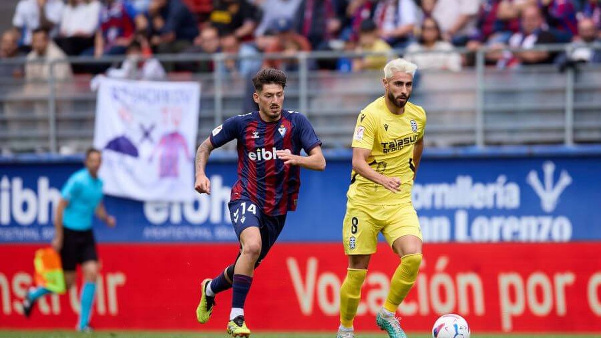 unai_vencedor_durante_un_partido_con_el_eibar_esta_temporada_foto_laliga_001.jpeg unai_vencedor_durante_un_partido_con_el_eibar_esta_temporada_foto_laliga_001.jpeg