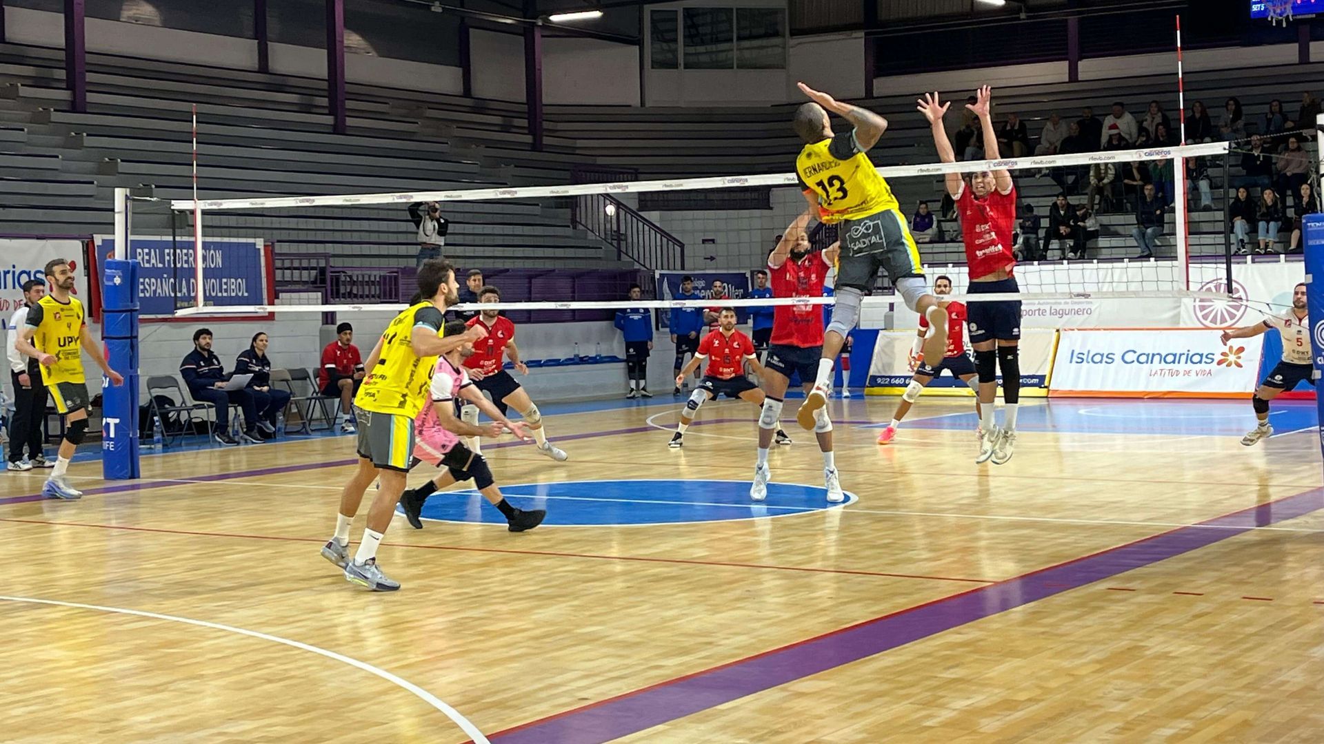 upv_leleman_conqueridor_cierra_2024_con_derrota_en_el_tie_break_001.jpeg