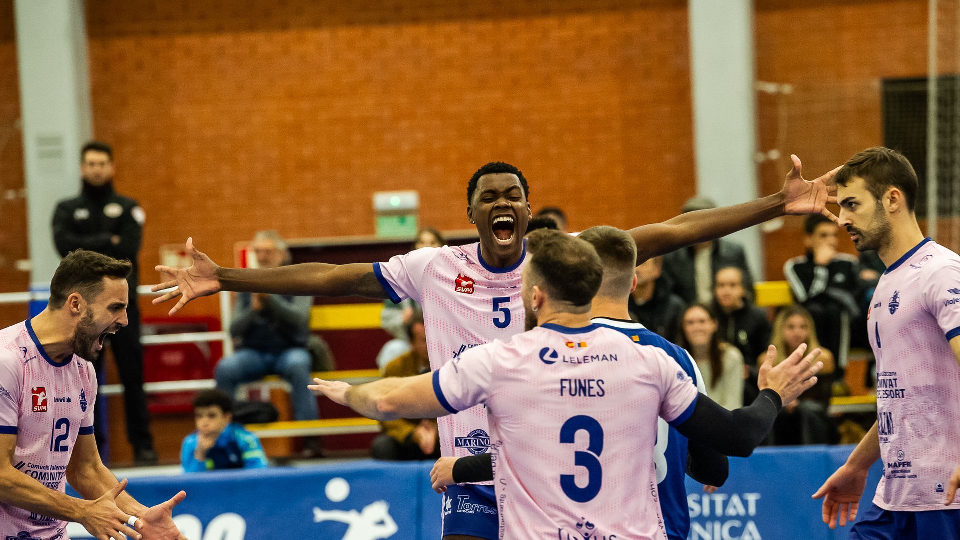 upv_leleman_conqueridor_remonta_y_suma_tres_puntos_importantes_frente_a_unicaja_antes__002.jpg upv_leleman_conqueridor_remonta_y_suma_tres_puntos_importantes_frente_a_unicaja_antes__002.jpg