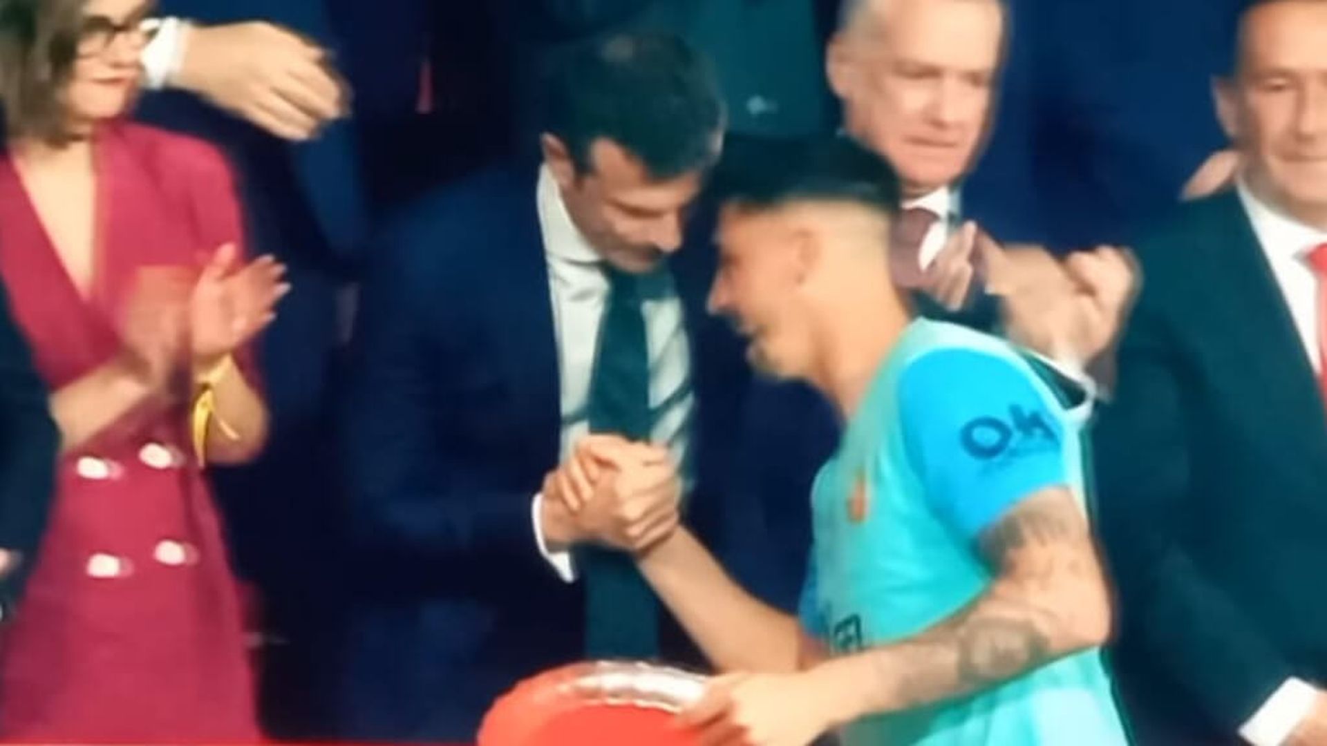 uriartejpg.jpg uriartejpg.jpg