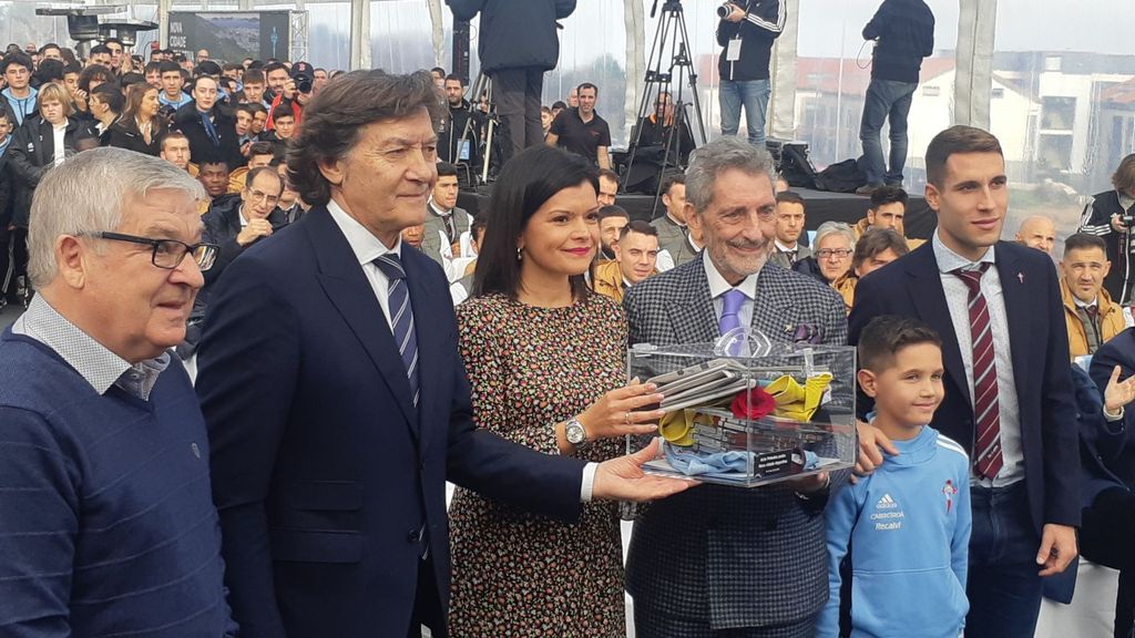 Las palabras de Mouriño y la simbología de la urna en la presentación de la nueva Ciudad Deportiva