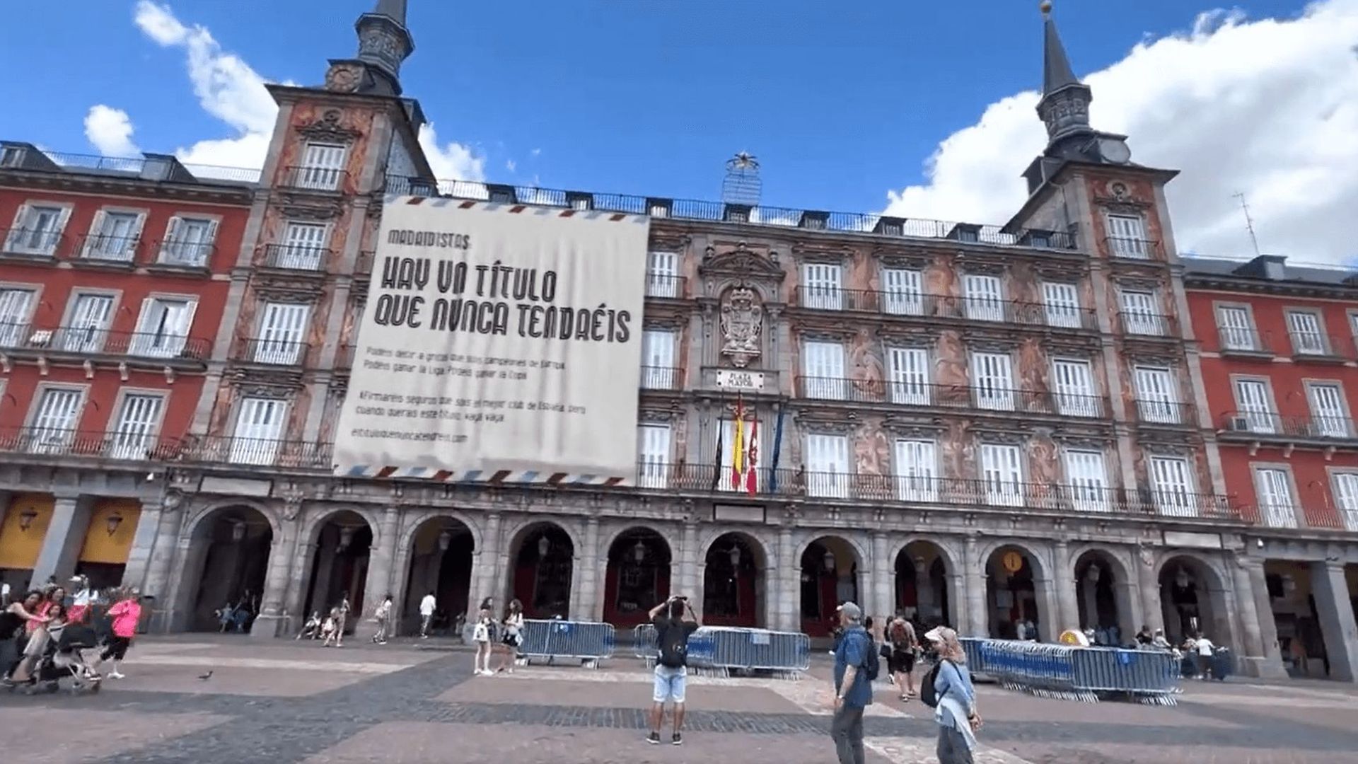 vacile_del_celta_al_real_madrid_en_la_plaza_mayor_foto_rccv_001.png vacile_del_celta_al_real_madrid_en_la_plaza_mayor_foto_rccv_001.png