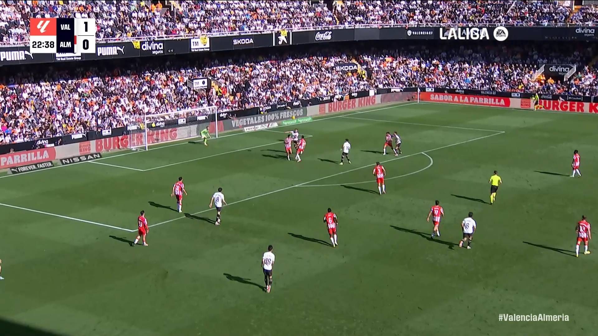 valencia_2_0_almeria_gol_de_yaremchukvalencia_2_0_almeria_gol_de_yaremchuk_001.jpg