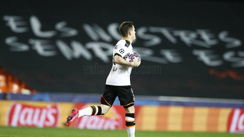 Valencia-Atalanta: Gameiro tiró del carro con sus dos goles
