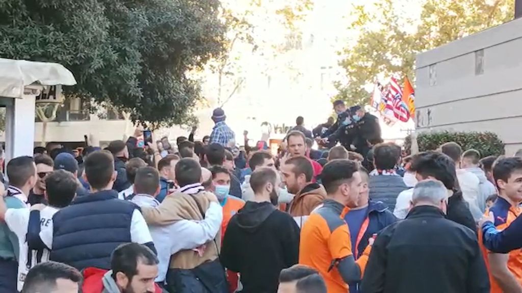 Valencia-Atlético: La afición del Valencia en la previa al encuentro