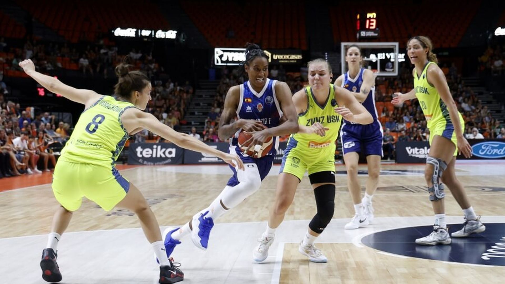 valencia_basket_afronta_una_batalla_en_casa_de_un_renovado_zvvz_usk_praha_001.jpg valencia_basket_afronta_una_batalla_en_casa_de_un_renovado_zvvz_usk_praha_001.jpg