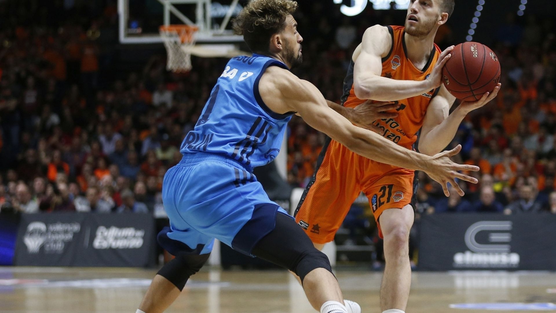 valencia_basket___alba_berlin_foto_miguel_a_polo_001.jpg