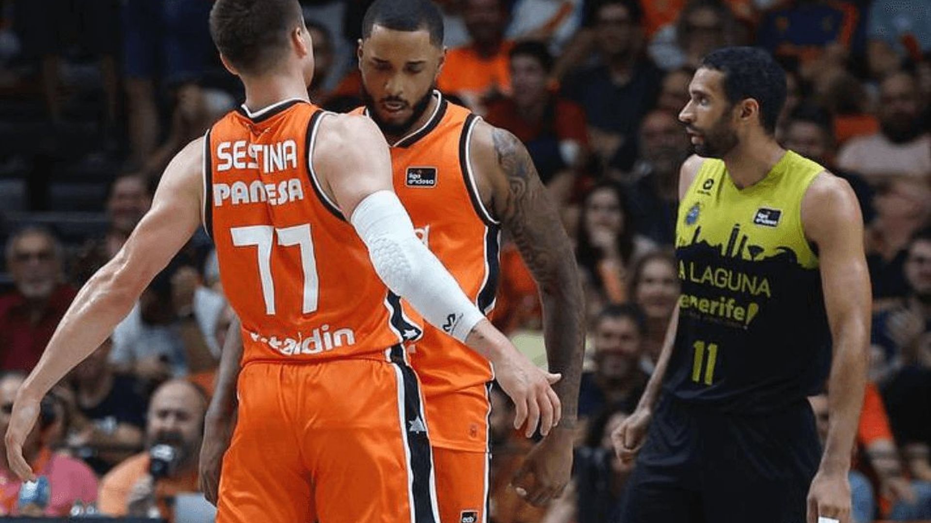 valencia_basket_aniquila_a_tenerife_y_esta_a_un_punto_de_la_final_105_74_001.png