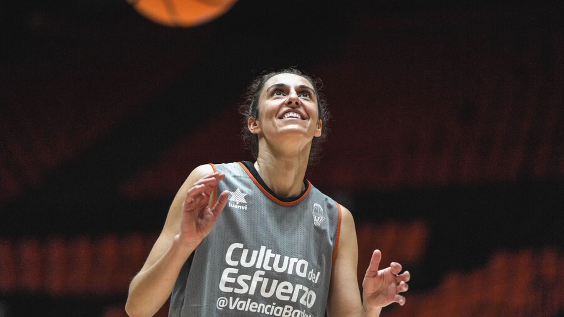 valencia_basket_arranca_la_lf_endesa_en_una_festiva_jornada_ante_joventut_badalona.jpg