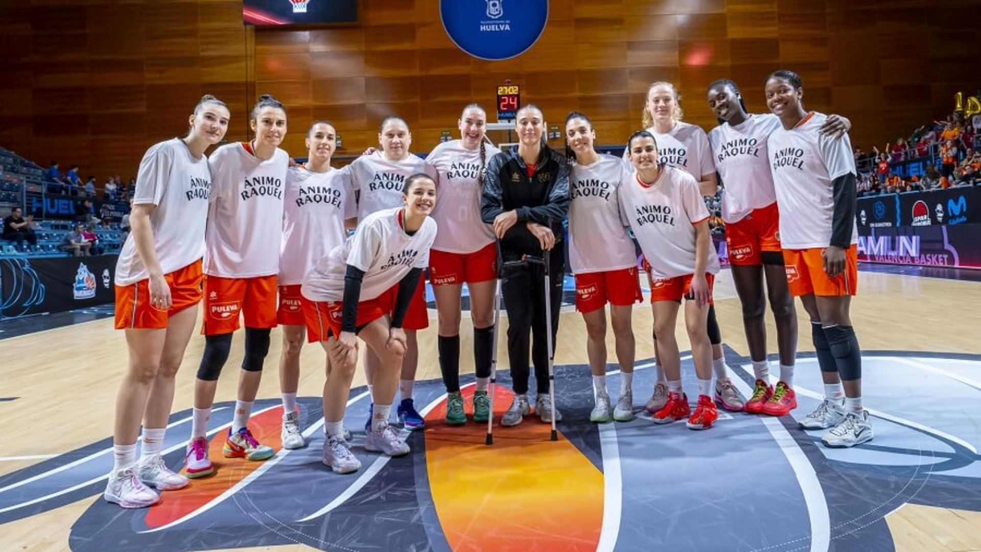 valencia_basket_arrasa_a_movistar_estudiantes_y_ya_esta_en_la_final_de_la_copa_de_la_r.jpg valencia_basket_arrasa_a_movistar_estudiantes_y_ya_esta_en_la_final_de_la_copa_de_la_r.jpg