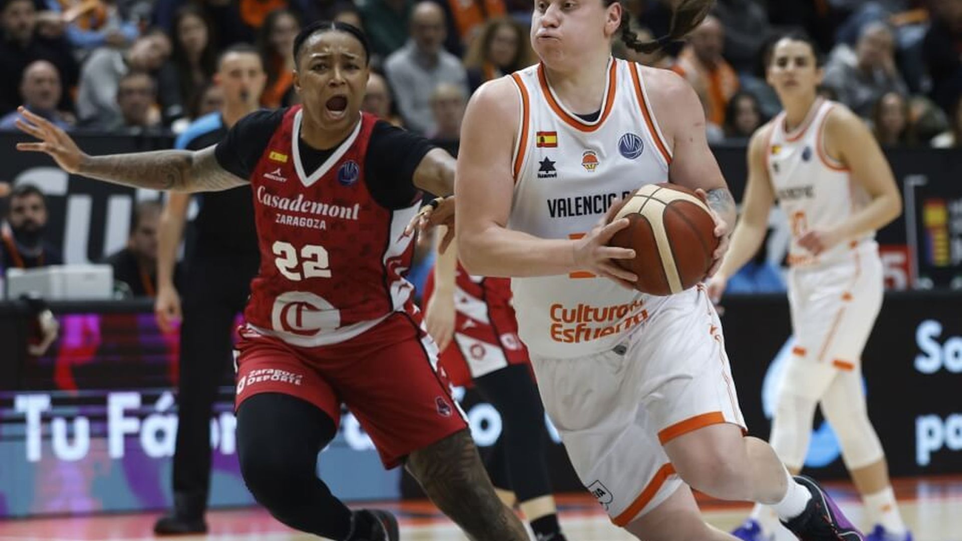 valencia_basket_busca_el_billete_para_la_final_six_en_la_pista_de_casademont_zaragoza.jpg