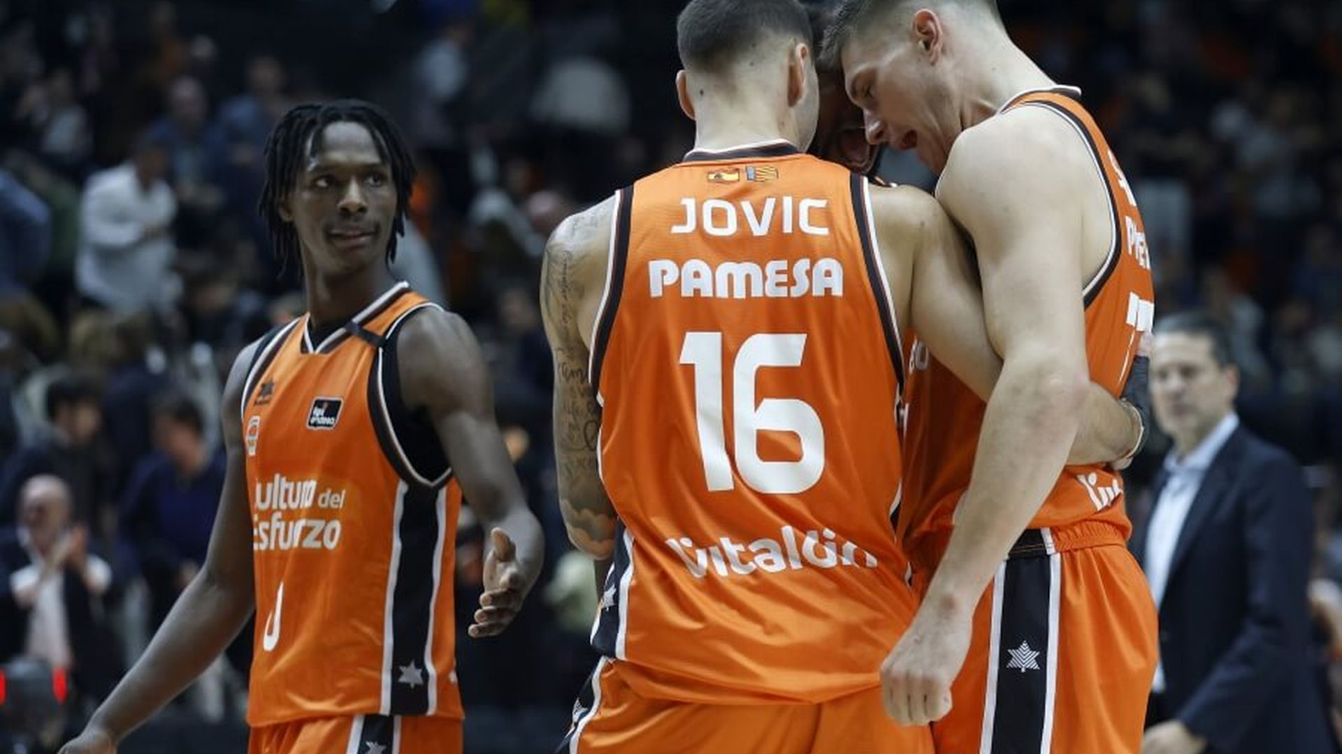 valencia_basket_cierra_el_2024_recibiendo_por_primera_vez_en_la_fonteta_al_hiopos_llei_001.jpg