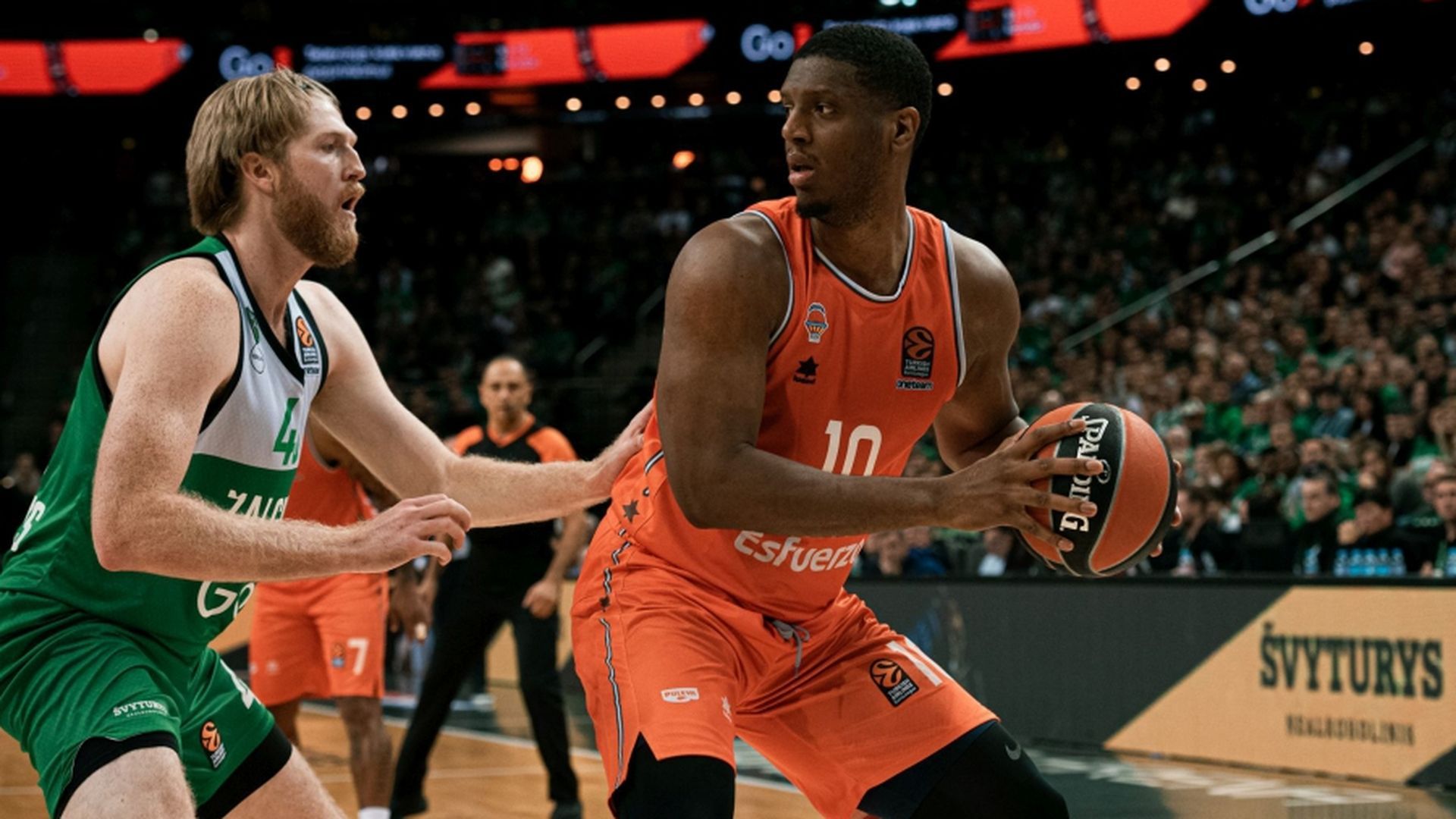 valencia_basket_cierra_su_recta_de_partidos_en_la_fonteta_recibiendo_al_zalgiris_kauna.jpg valencia_basket_cierra_su_recta_de_partidos_en_la_fonteta_recibiendo_al_zalgiris_kauna.jpg