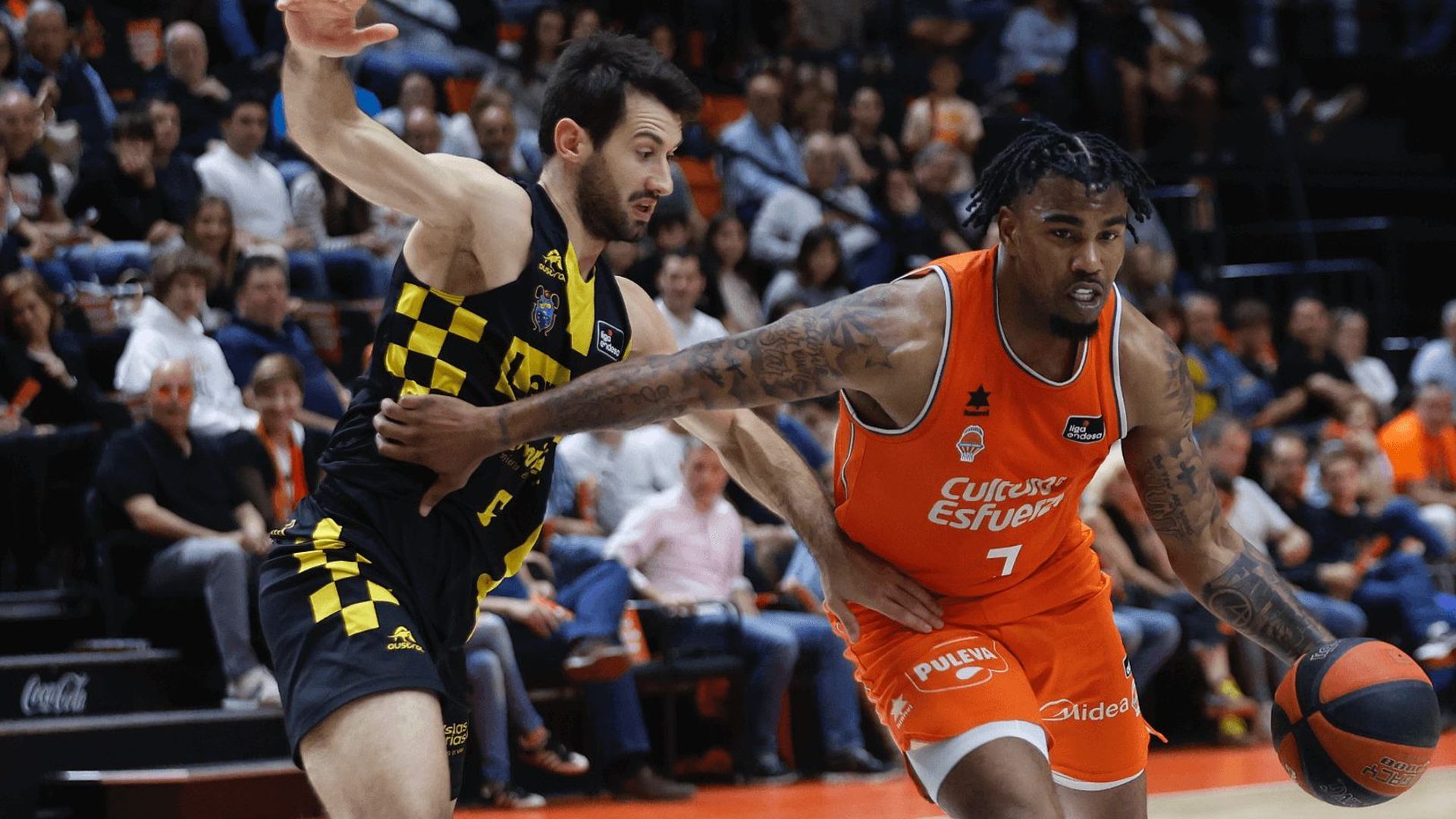 valencia_basket_consigue_un_solido_triunfo_ante_lenovo_tenerife_para_subir_a_la_cuarta.png valencia_basket_consigue_un_solido_triunfo_ante_lenovo_tenerife_para_subir_a_la_cuarta.png
