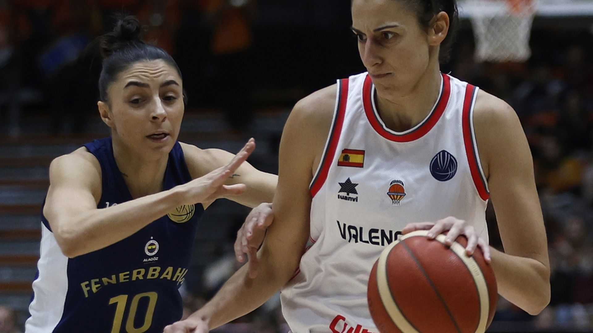 valencia_basket_no_puede_contra_las_lideres_en_la_fonteta_64_88.jpg valencia_basket_no_puede_contra_las_lideres_en_la_fonteta_64_88.jpg