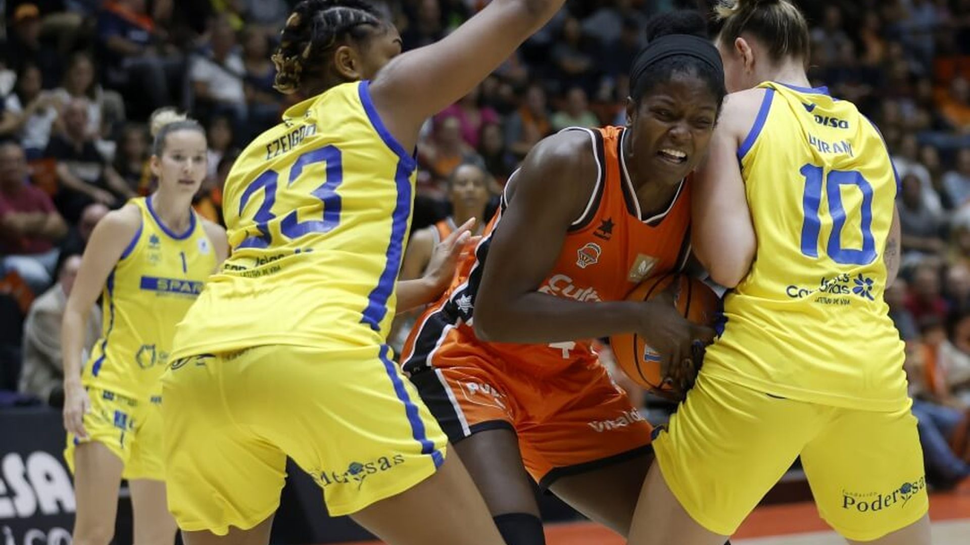 valencia_basket_recibe_al_spar_001.jpg