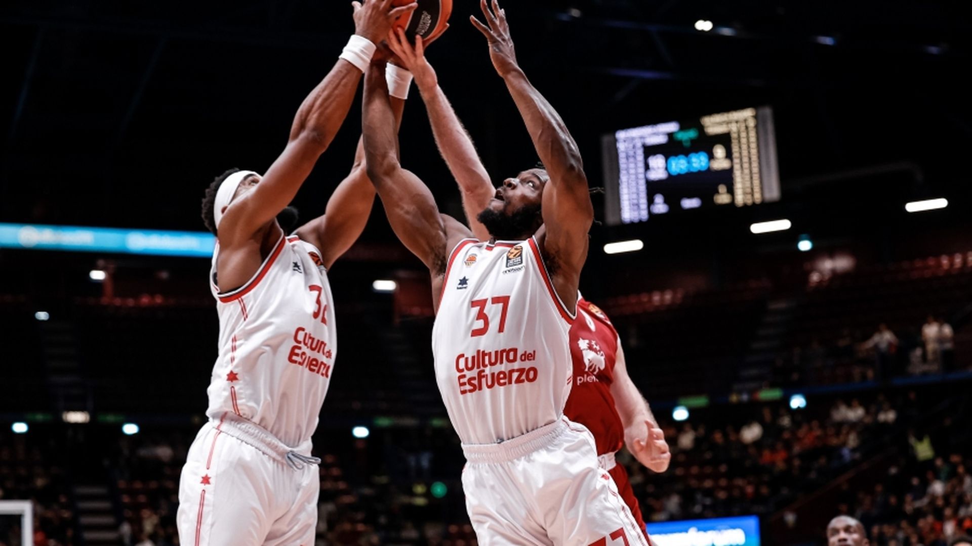 valencia_basket_superado_en_la_pista_del_ea7_emporio_armani_milan_83_52.jpg valencia_basket_superado_en_la_pista_del_ea7_emporio_armani_milan_83_52.jpg
