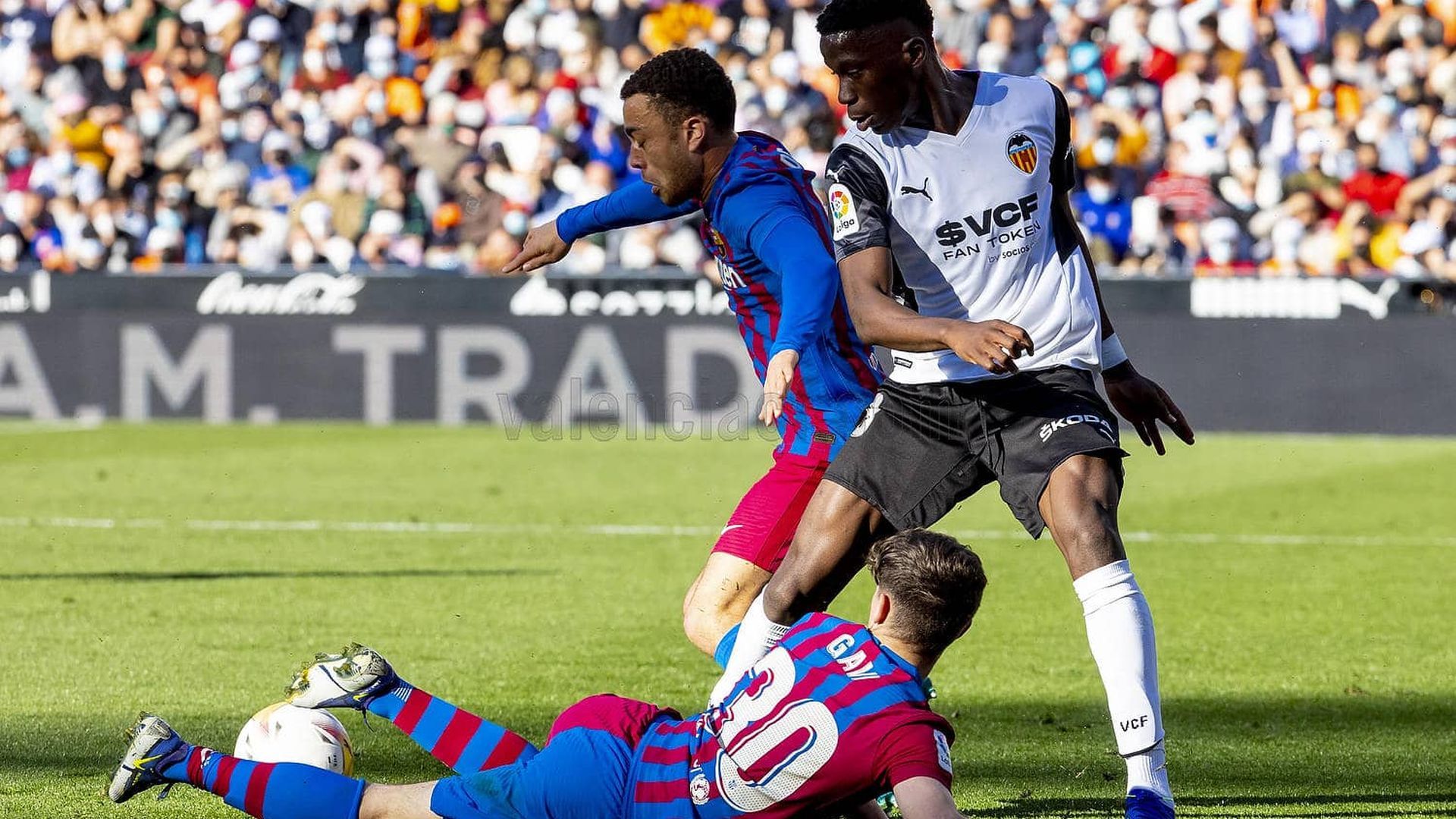 valencia_cf___fc_barcelona_foto_valencia_cf_010.jpg
