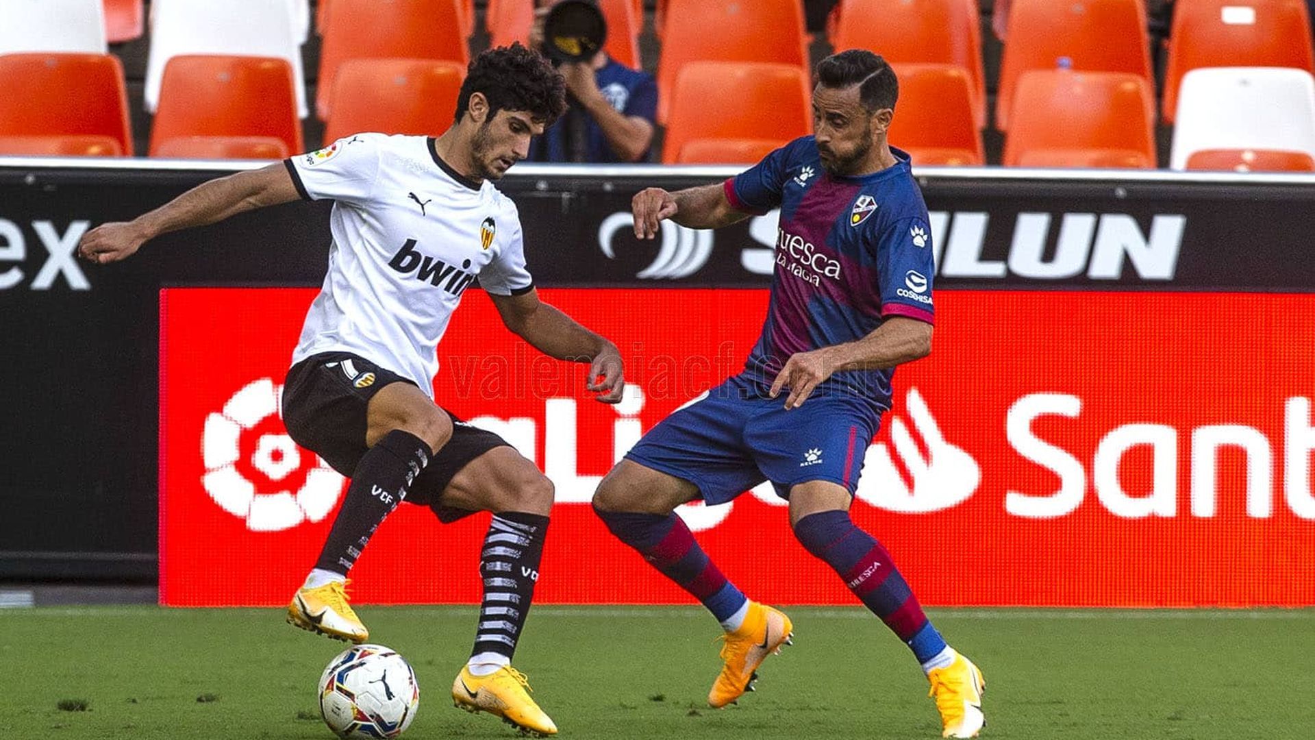 valencia_cf___huesca_foto_valencia_cf__005.jpeg