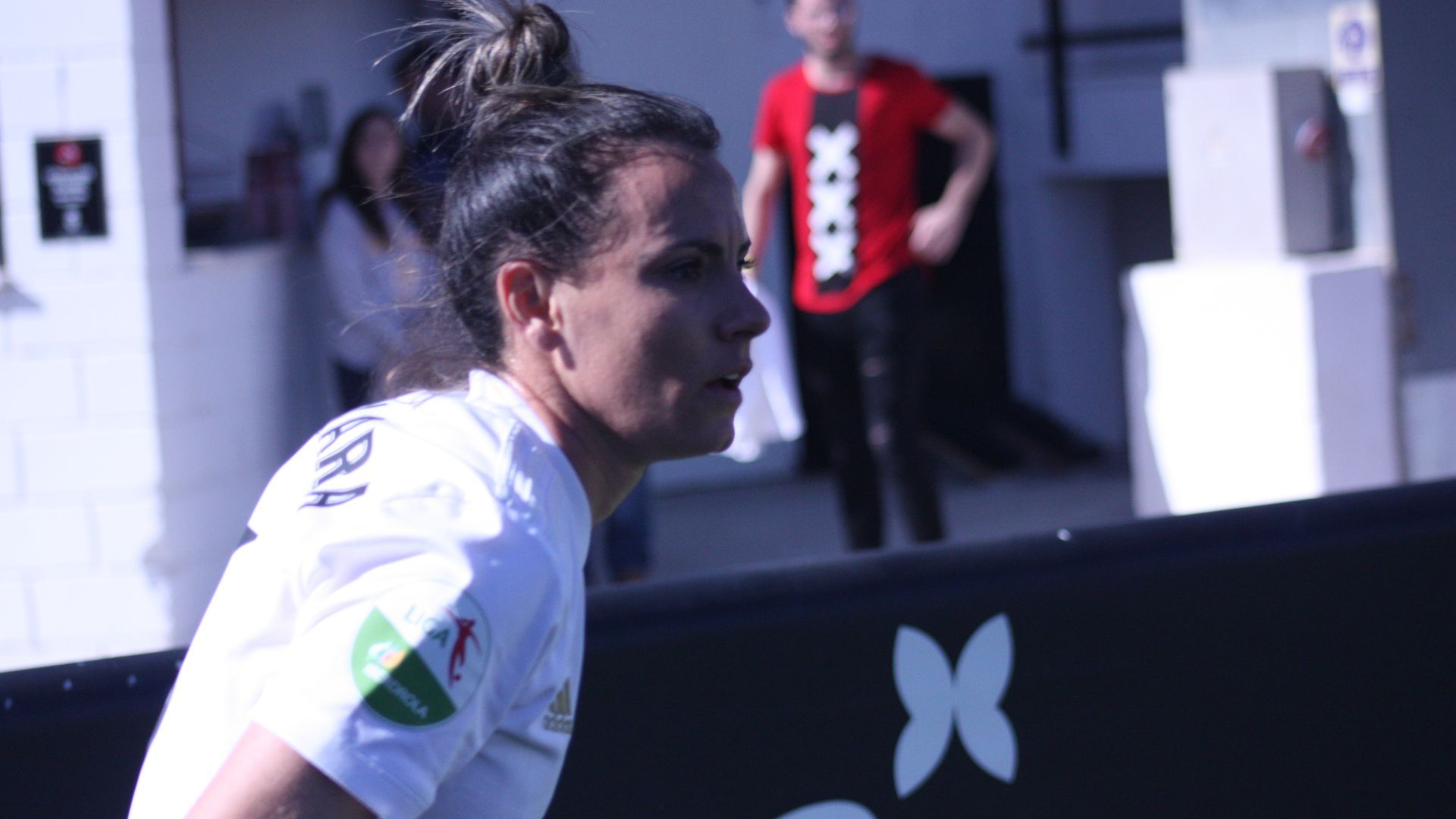 valencia_femenino.JPG valencia_femenino.JPG