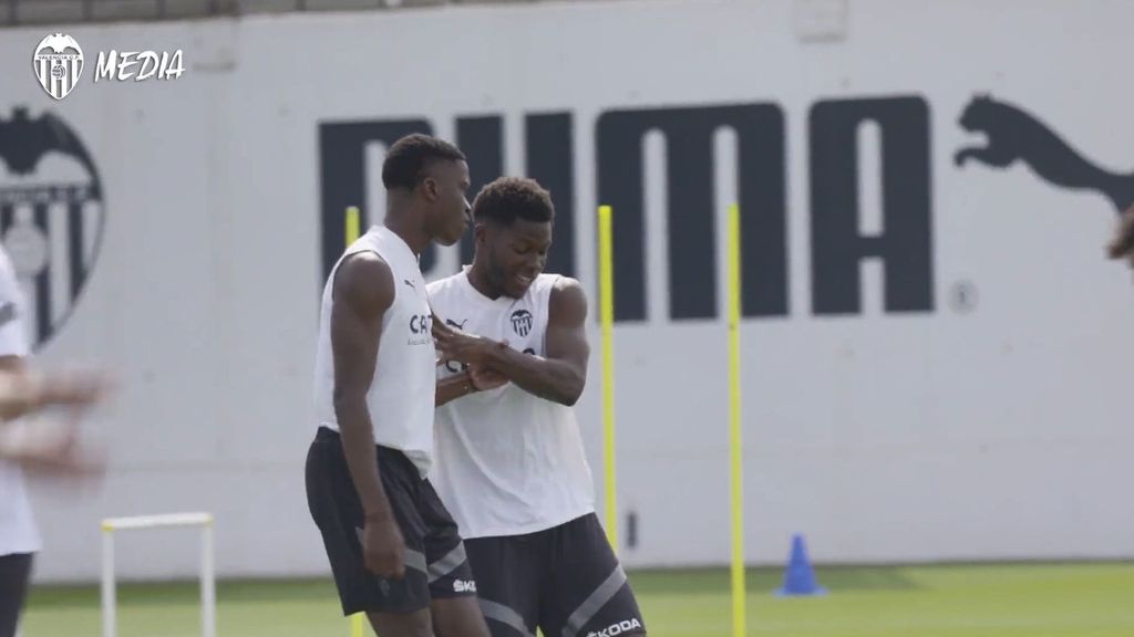 Hugo Duro, nueva baja en el Valencia CF